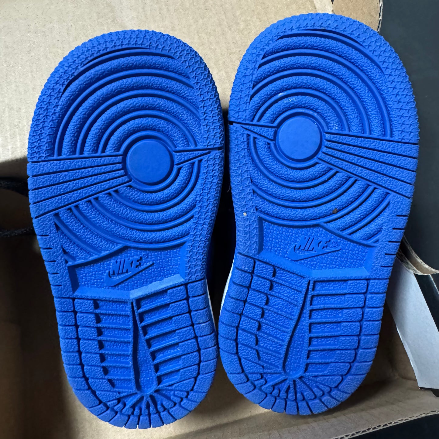 Jordan 1 Mid Black Royal Blue / Preowned