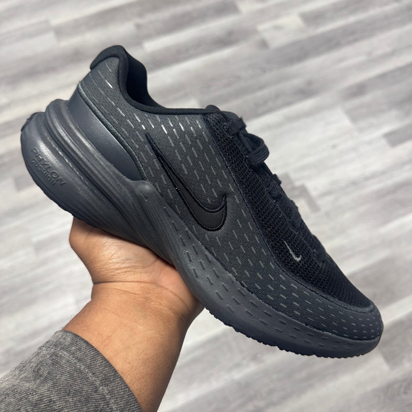 Nike Uplift SC (Black/Anthracite) / Brand New