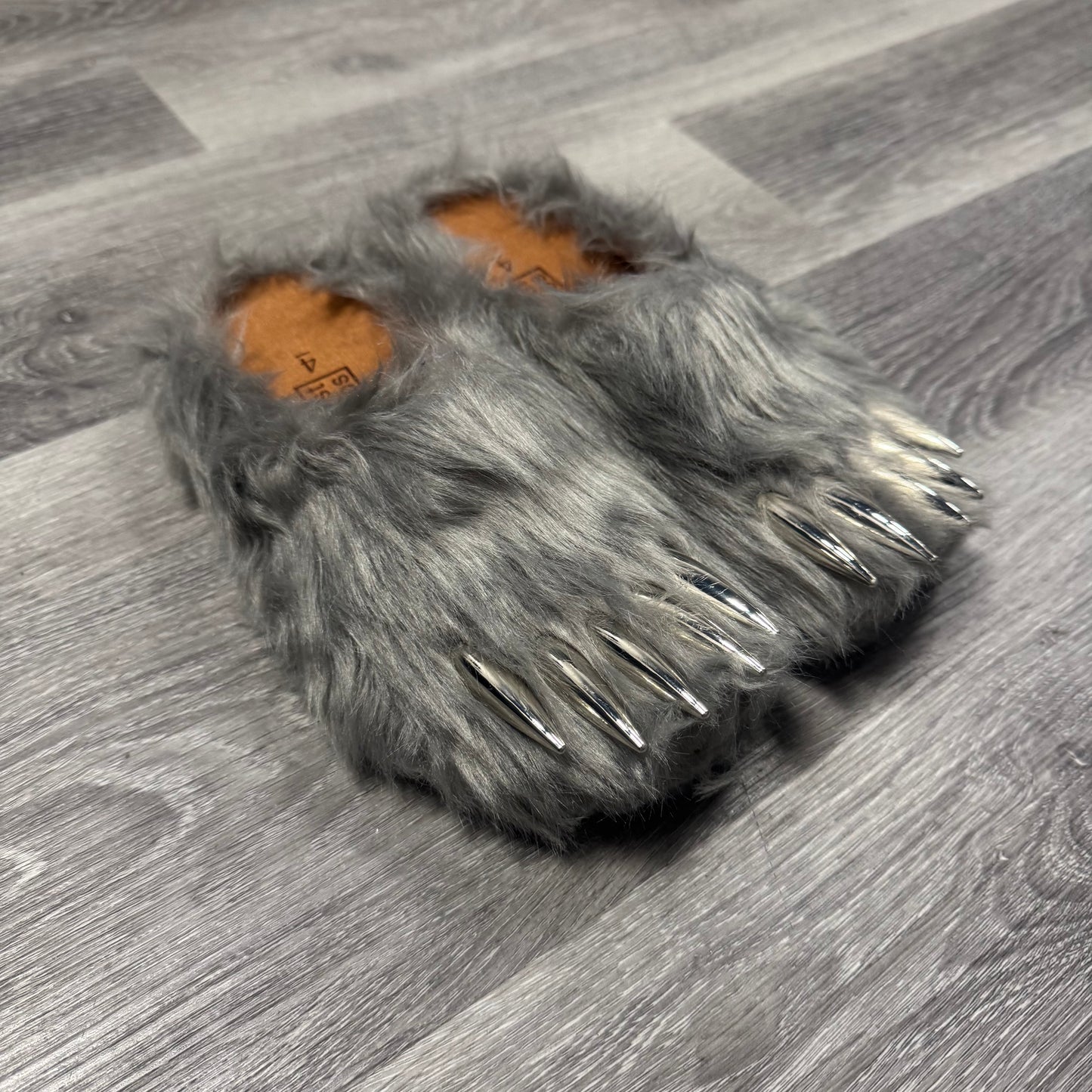 Bravest Studios Bear Claws (Grey) / Brand New