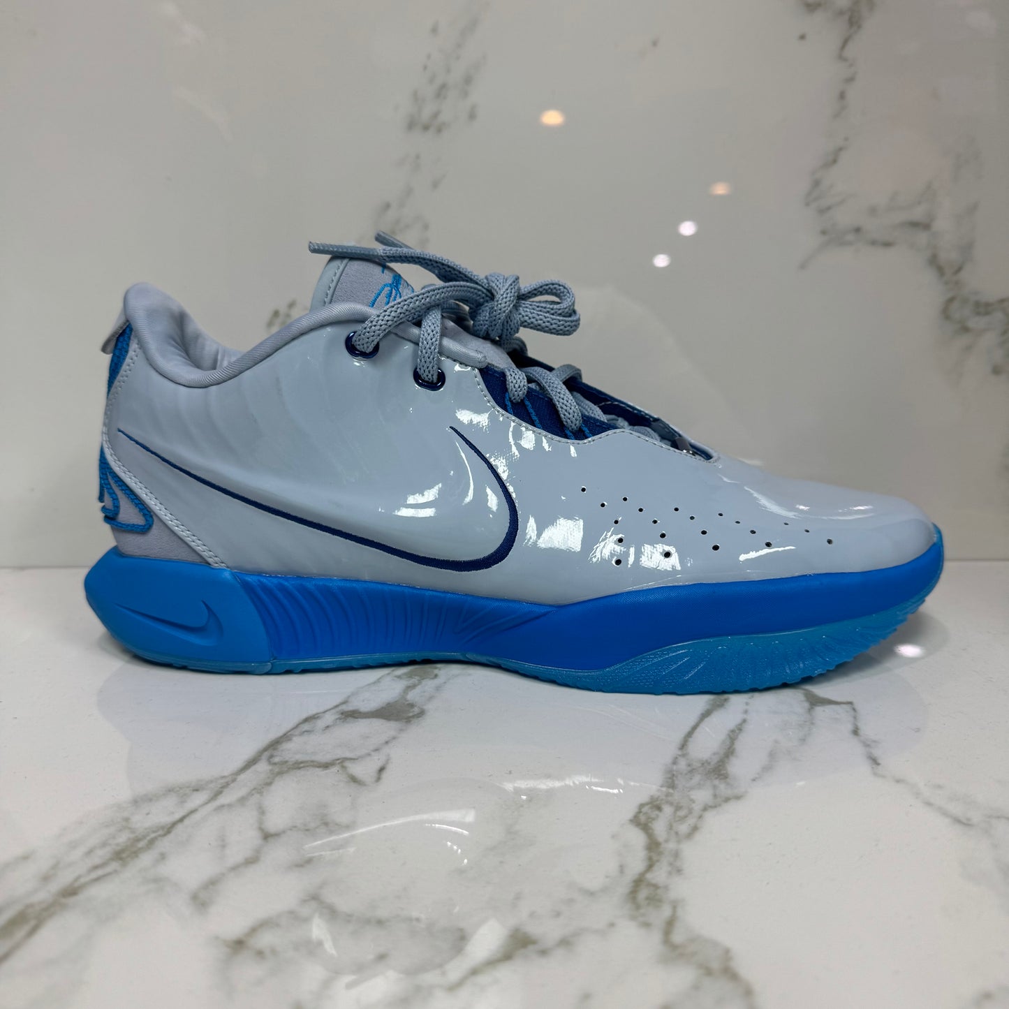 LeBron 21 Blue Diver / Brand New