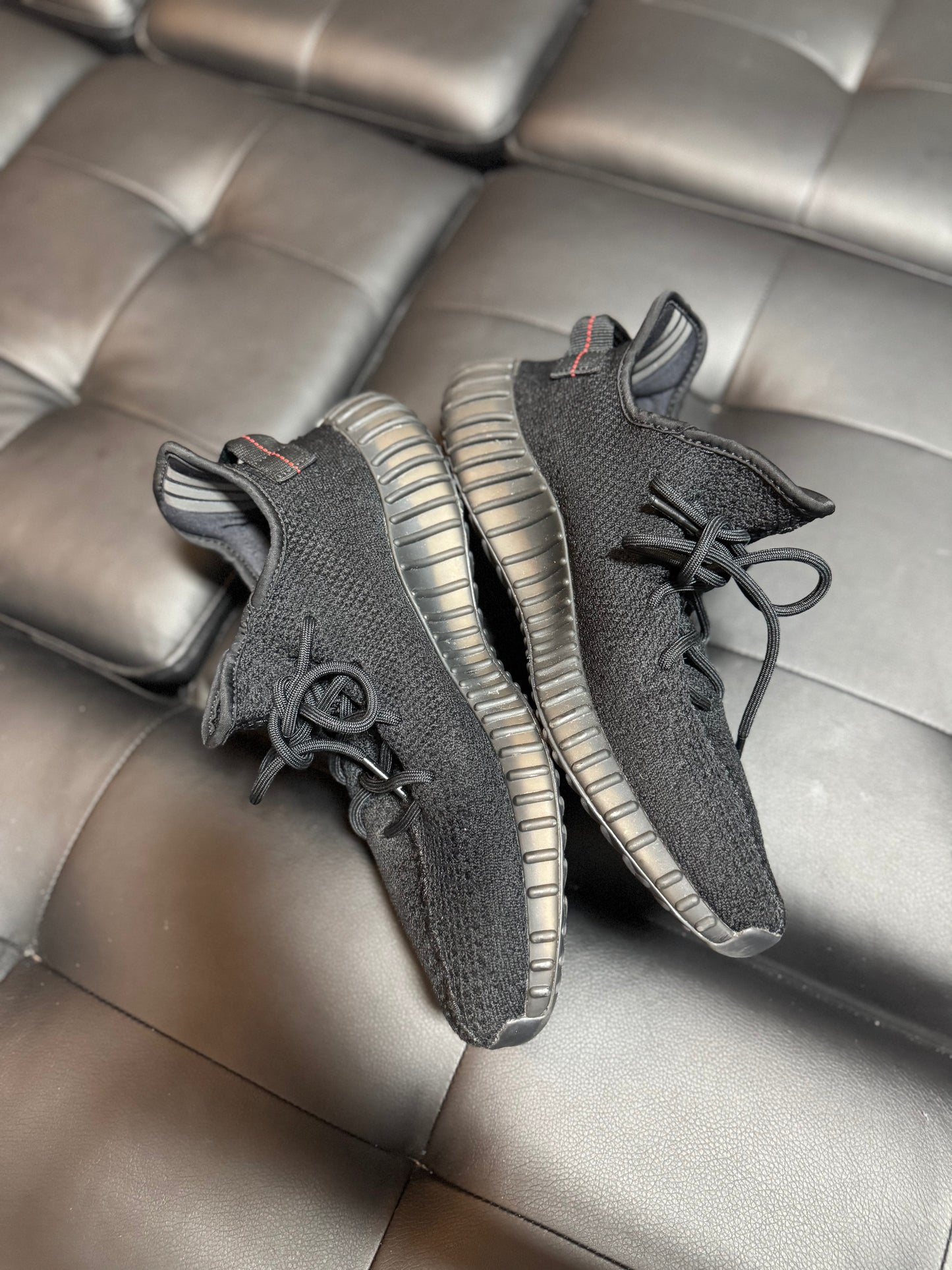 Yeezy 350 Bred / Preowned