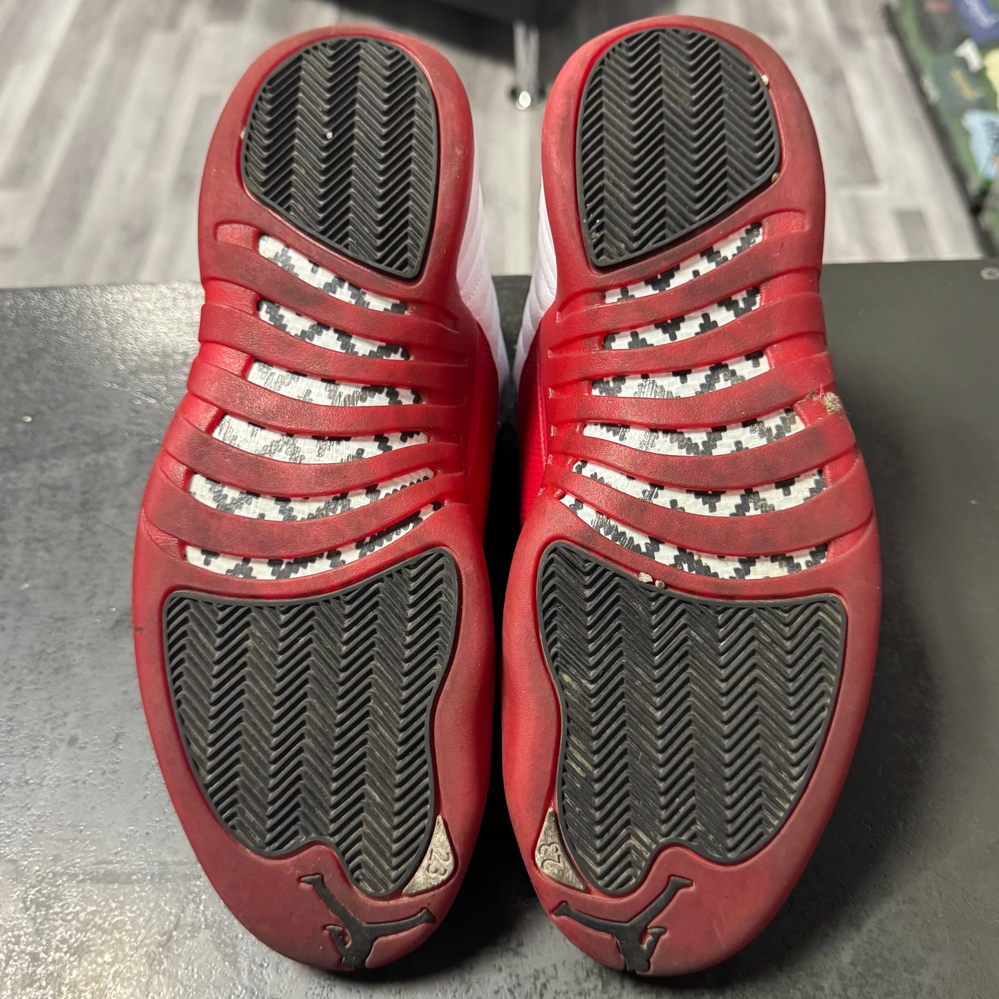 Jordan 12 Cherry / Preowned