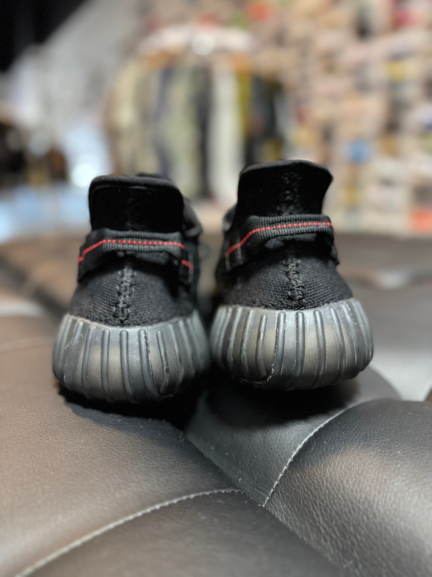 Yeezy 350 Bred / Preowned