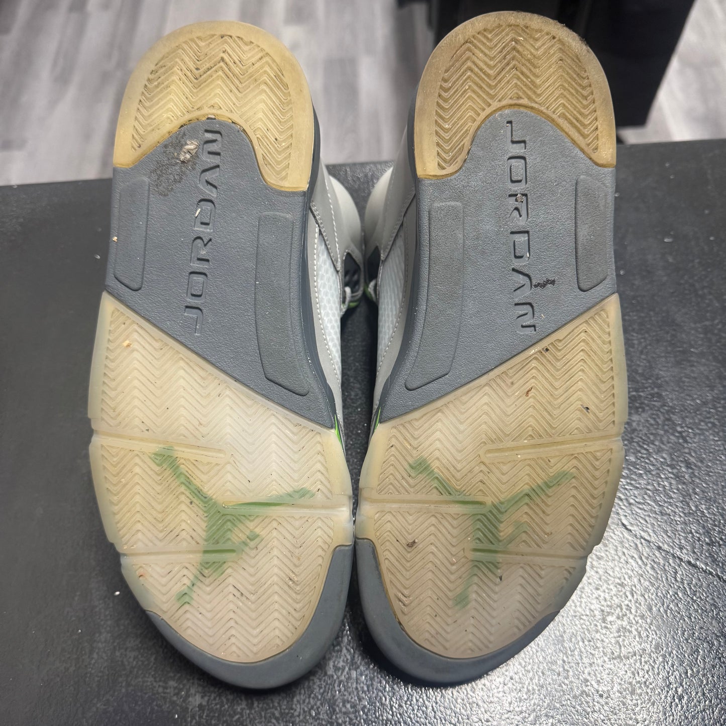 Jordan 5 Green Bean / Preowned
