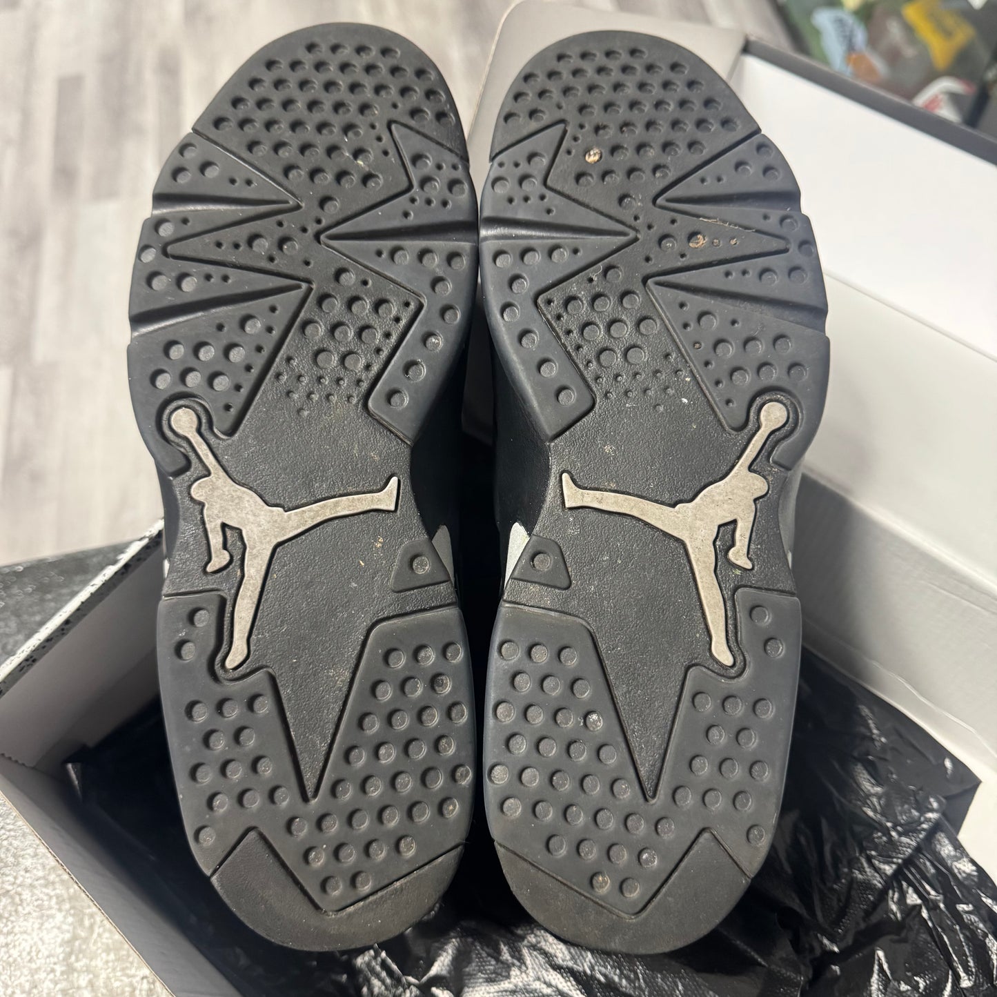 Jordan 6 Cap And Gown / Preowned
