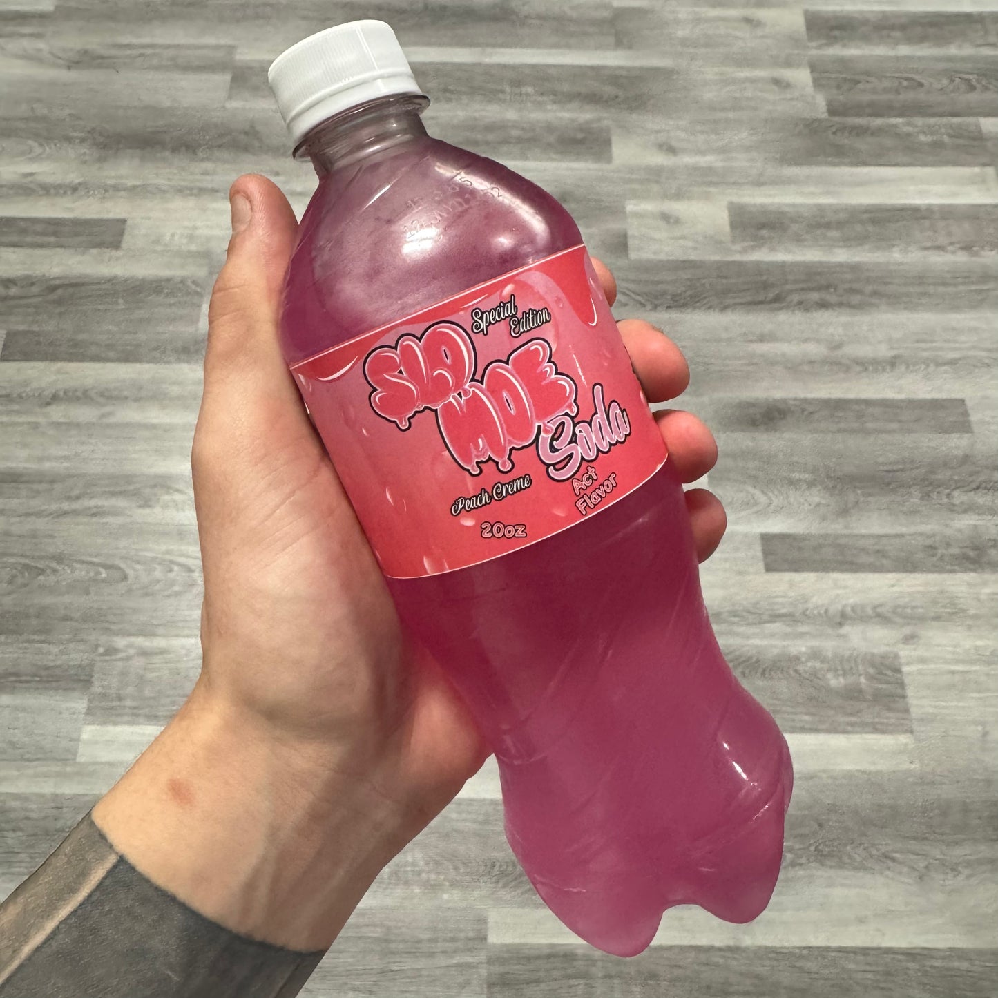 SloMoe Soda (Peach Crémé)