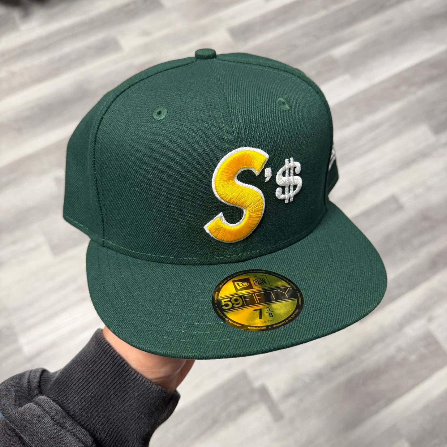 Supreme Money S Logo Fitted (Green)