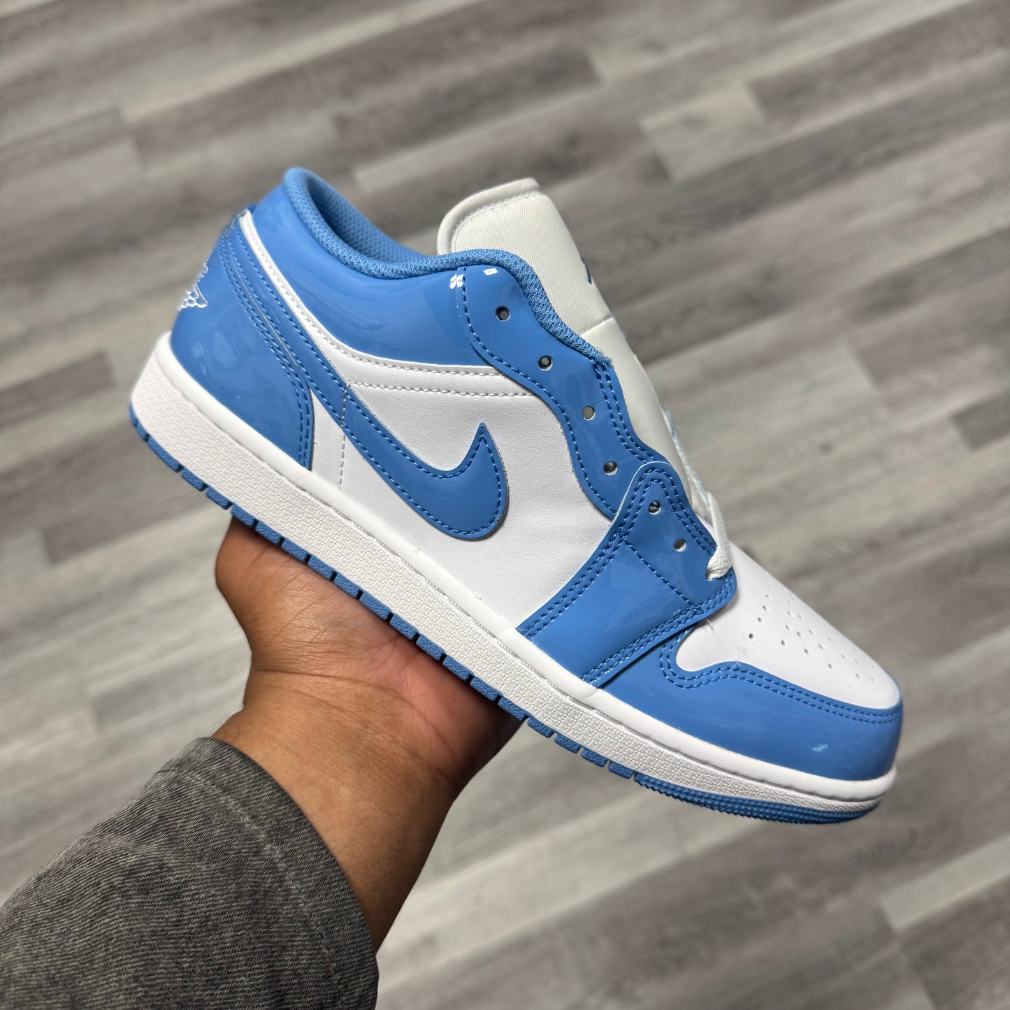 Jordan 1 Low White Legend Blue / Brand New