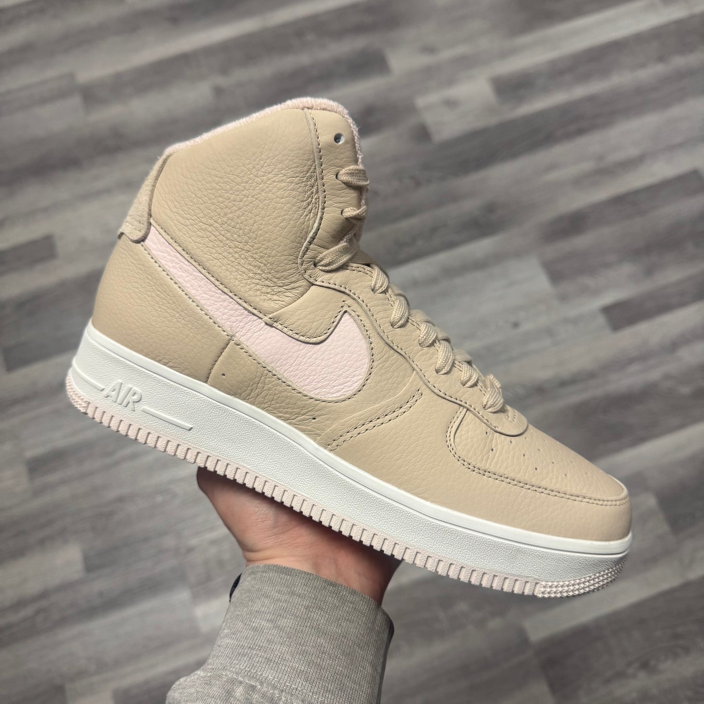 Air Force 1 High Sculpt Linen / Brand New