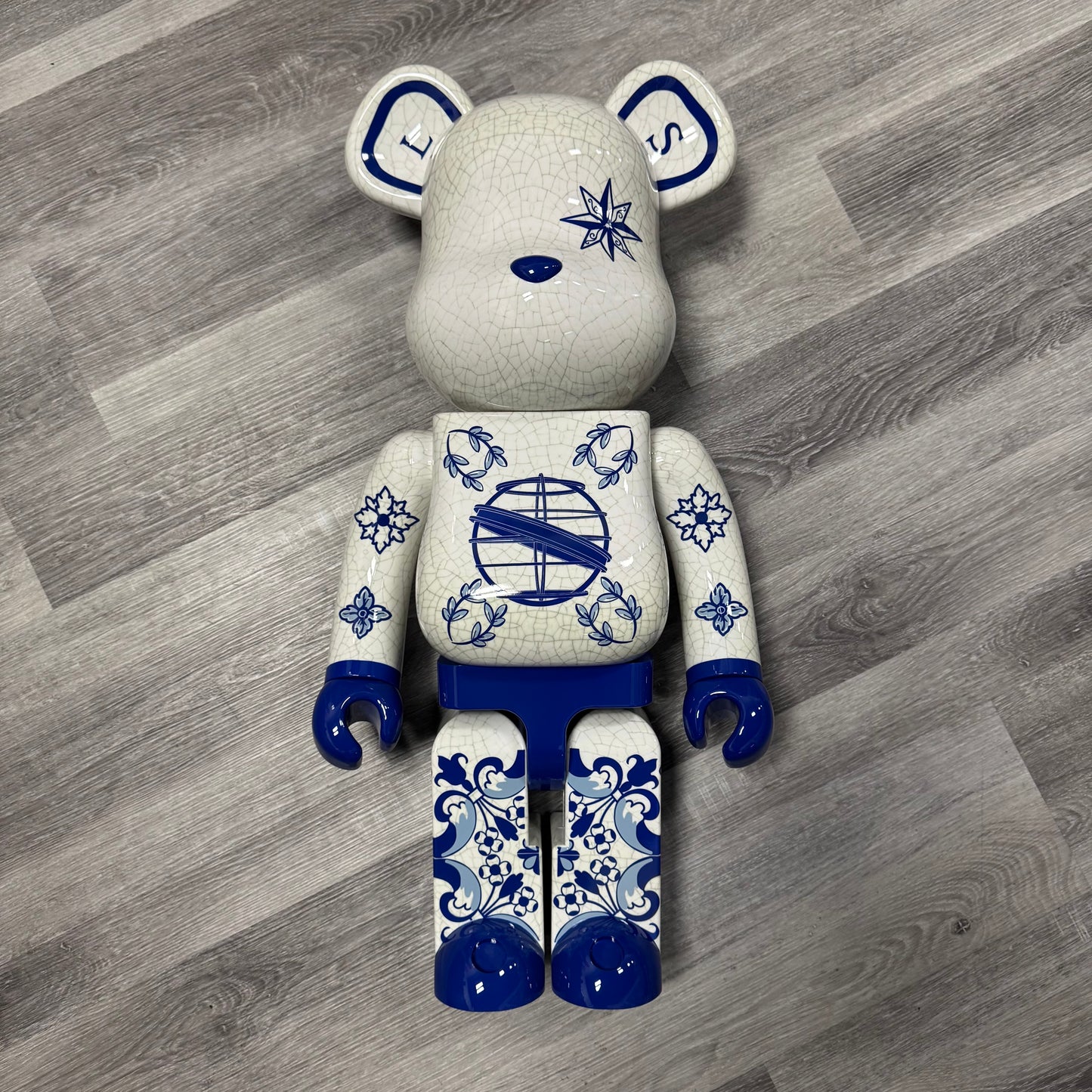 BearBrick 1000% Macau 2023 x Senado Square