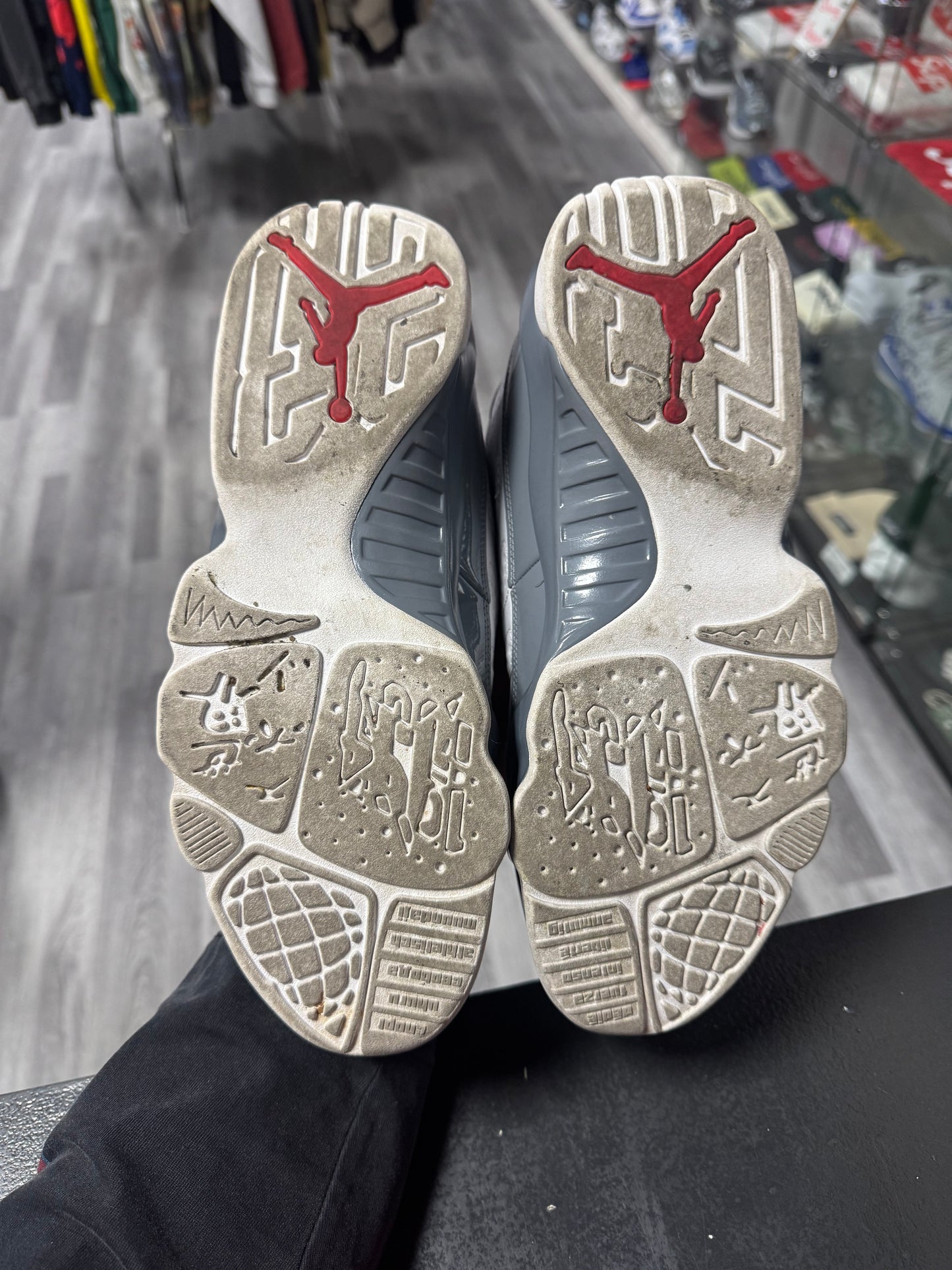 Jordan 9 Fire Red / Preowned