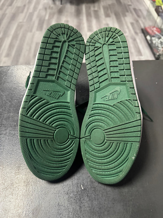 Jordan 1 Gorge Green / Preowned