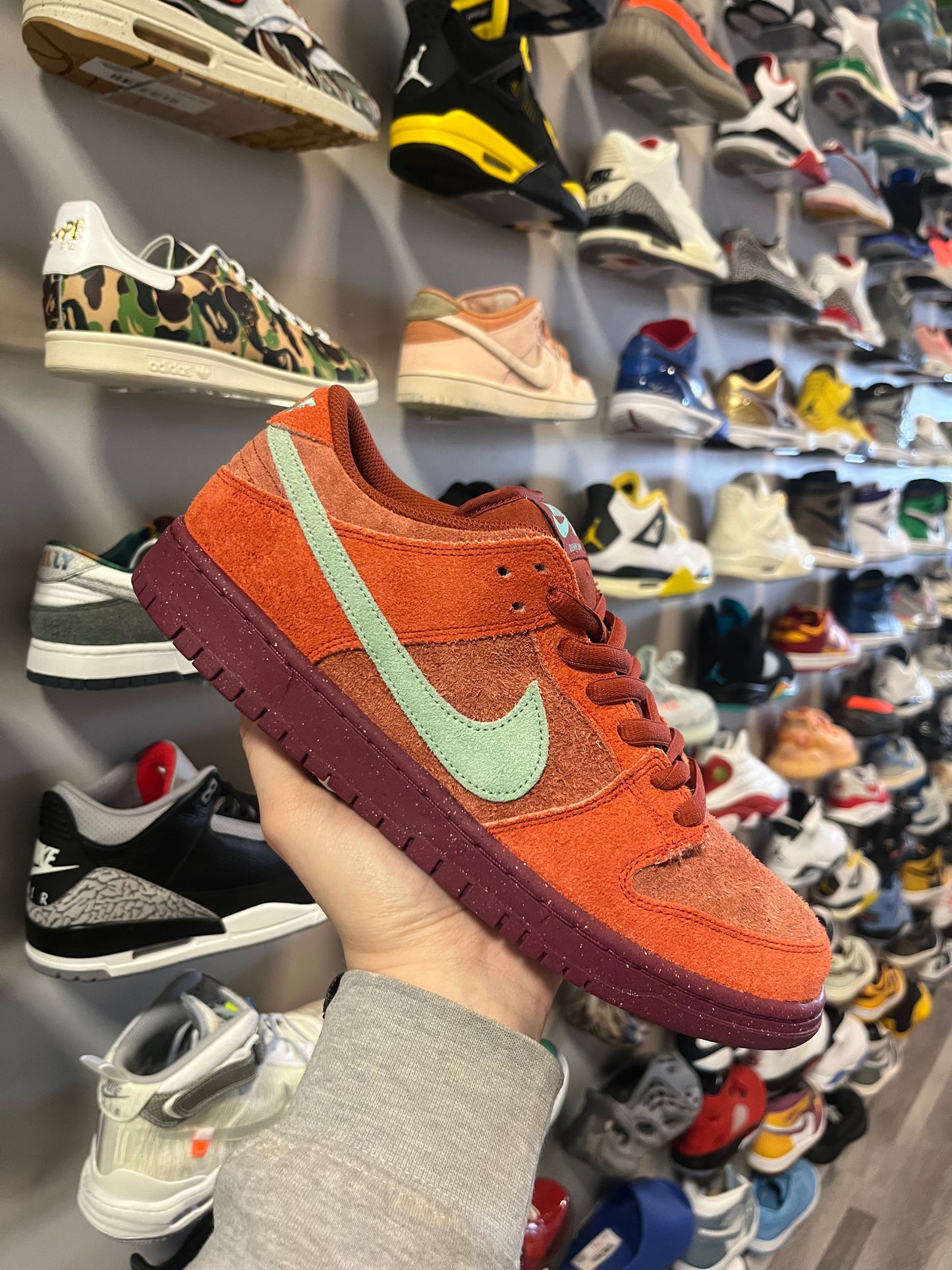 Dunk Low SB Mystic Red / Brand New