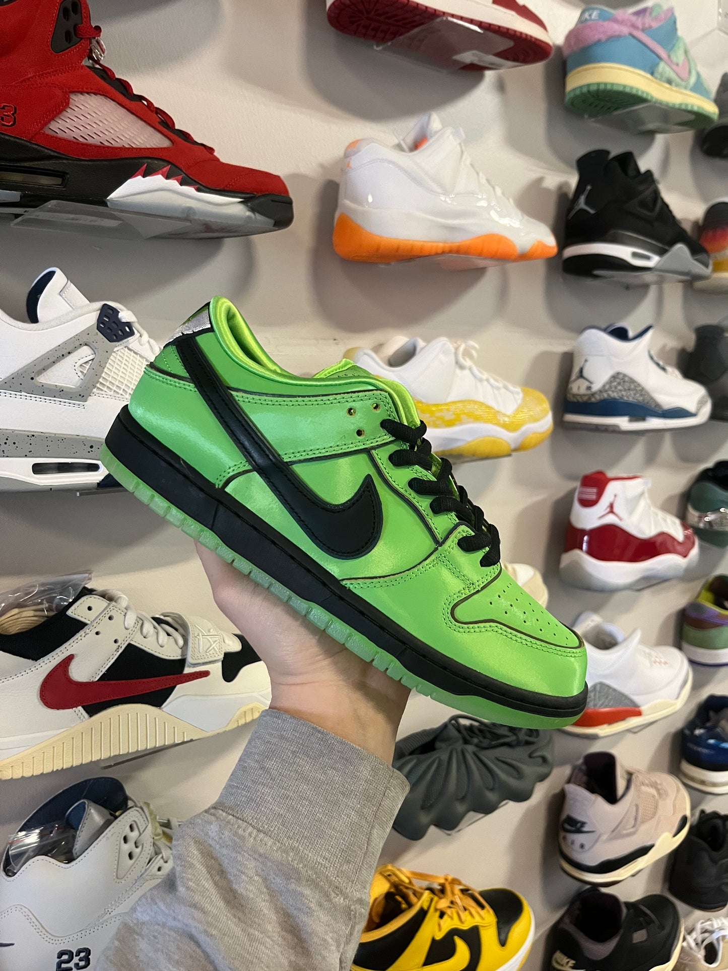 Dunk Low SB Powerpuff Buttercup / Brand New