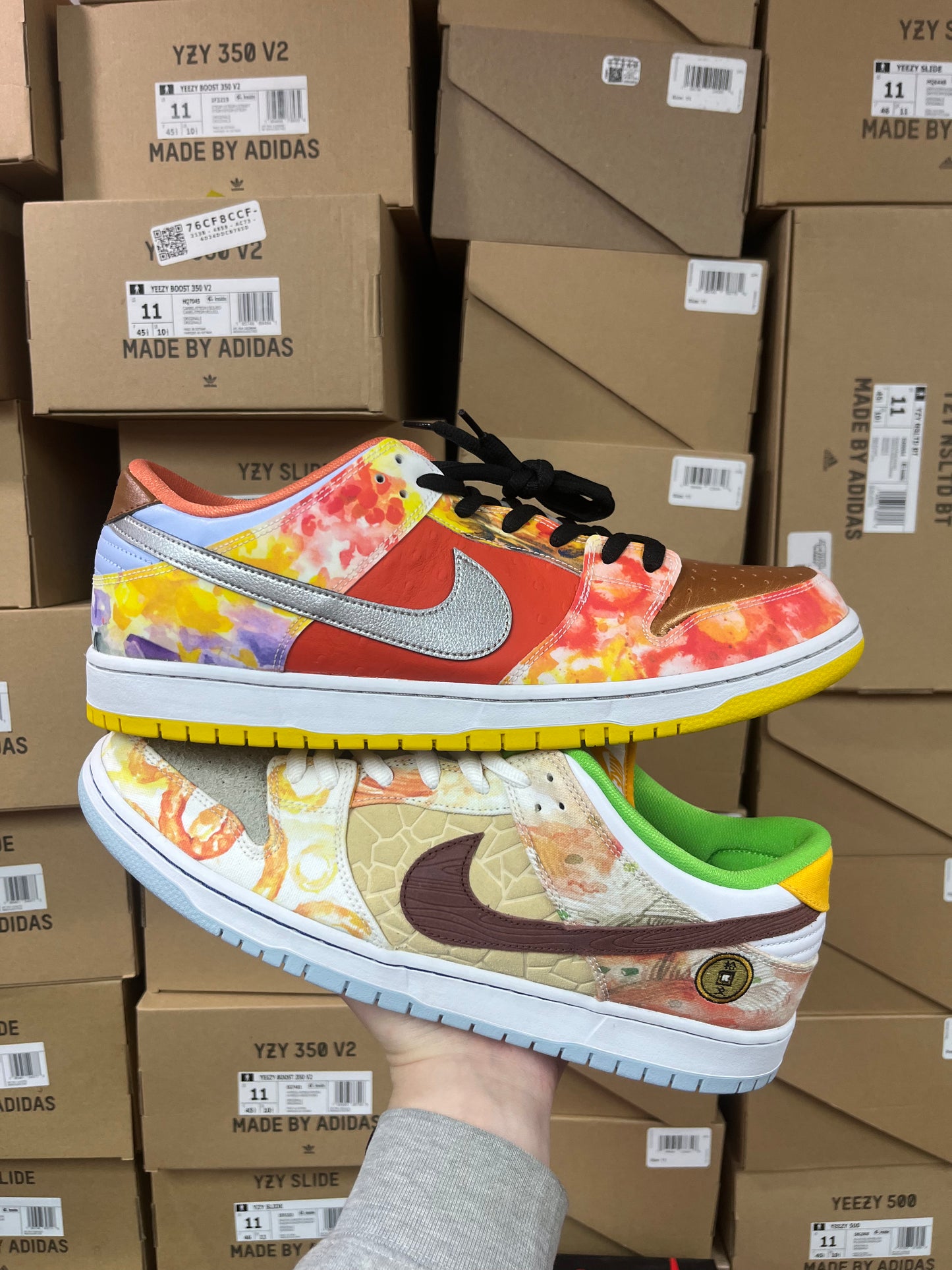 Dunk Low SB Street Hawker / Brand New