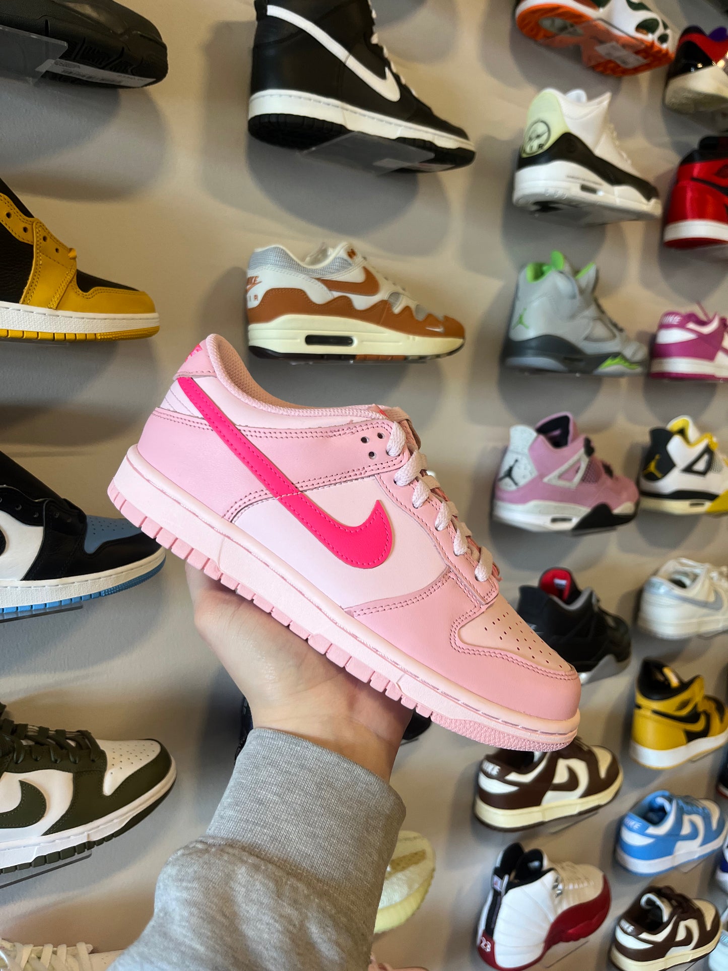 Dunk Low Triple Pink / Brand New