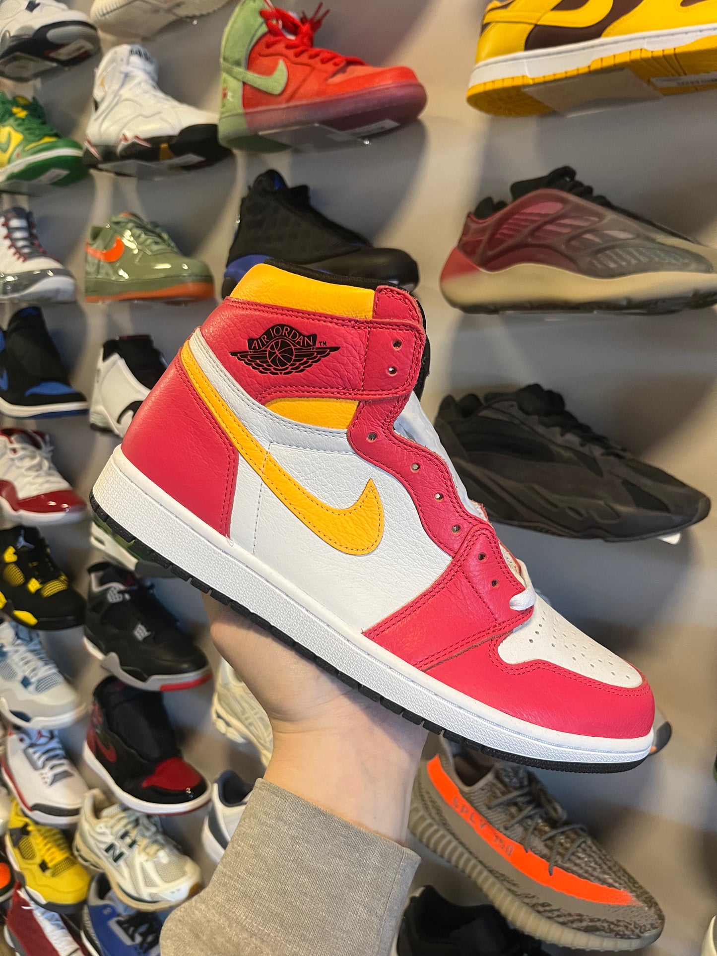 Jordan 1 Light Fusion / Brand New