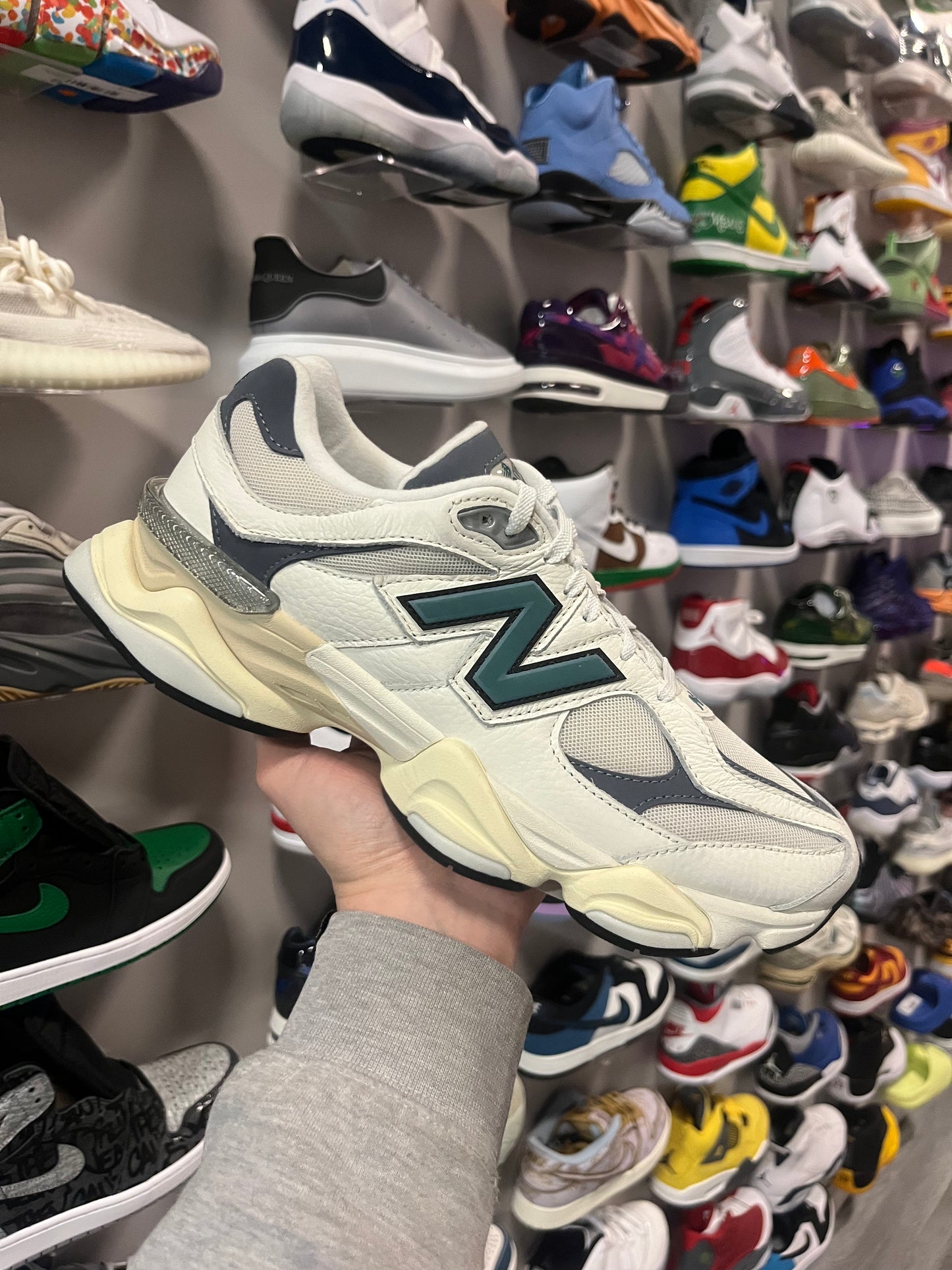 New Balance 9060 Spruce / Brand New