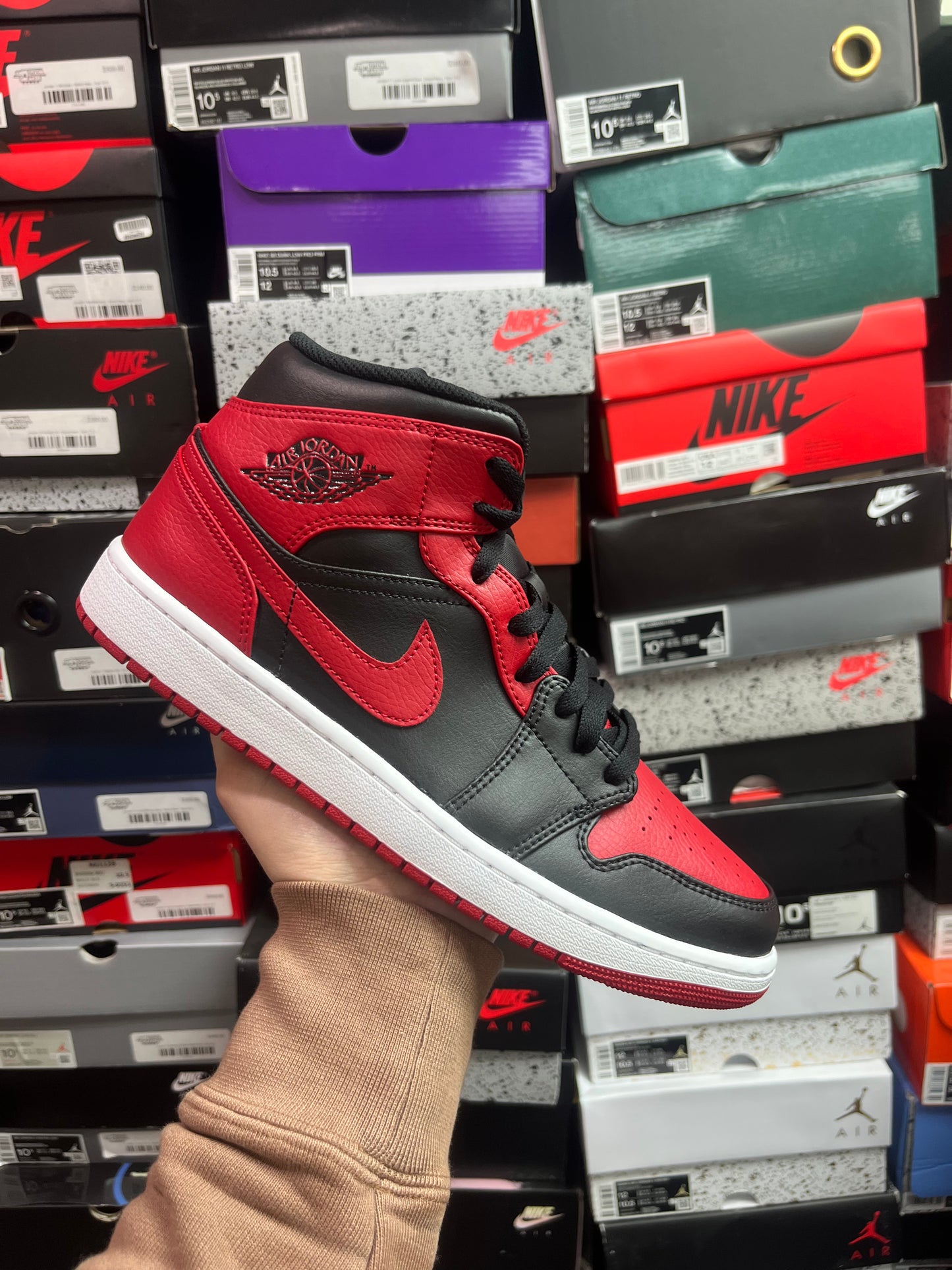 Jordan 1 Mid Banned / Brand New