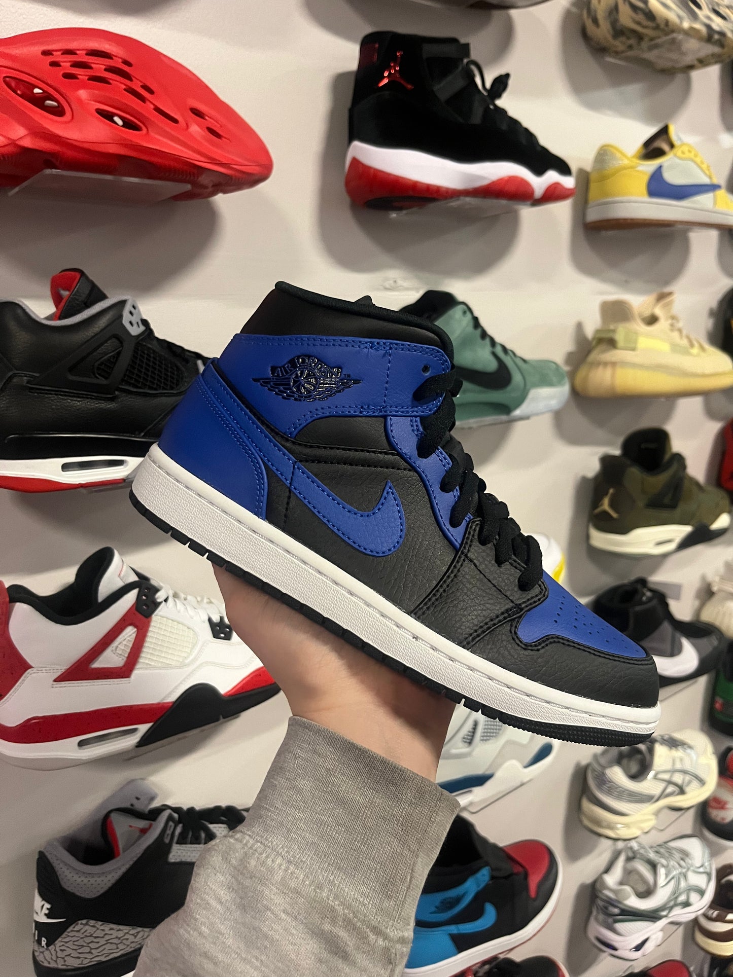 Jordan 1 Mid Royal / Brand New