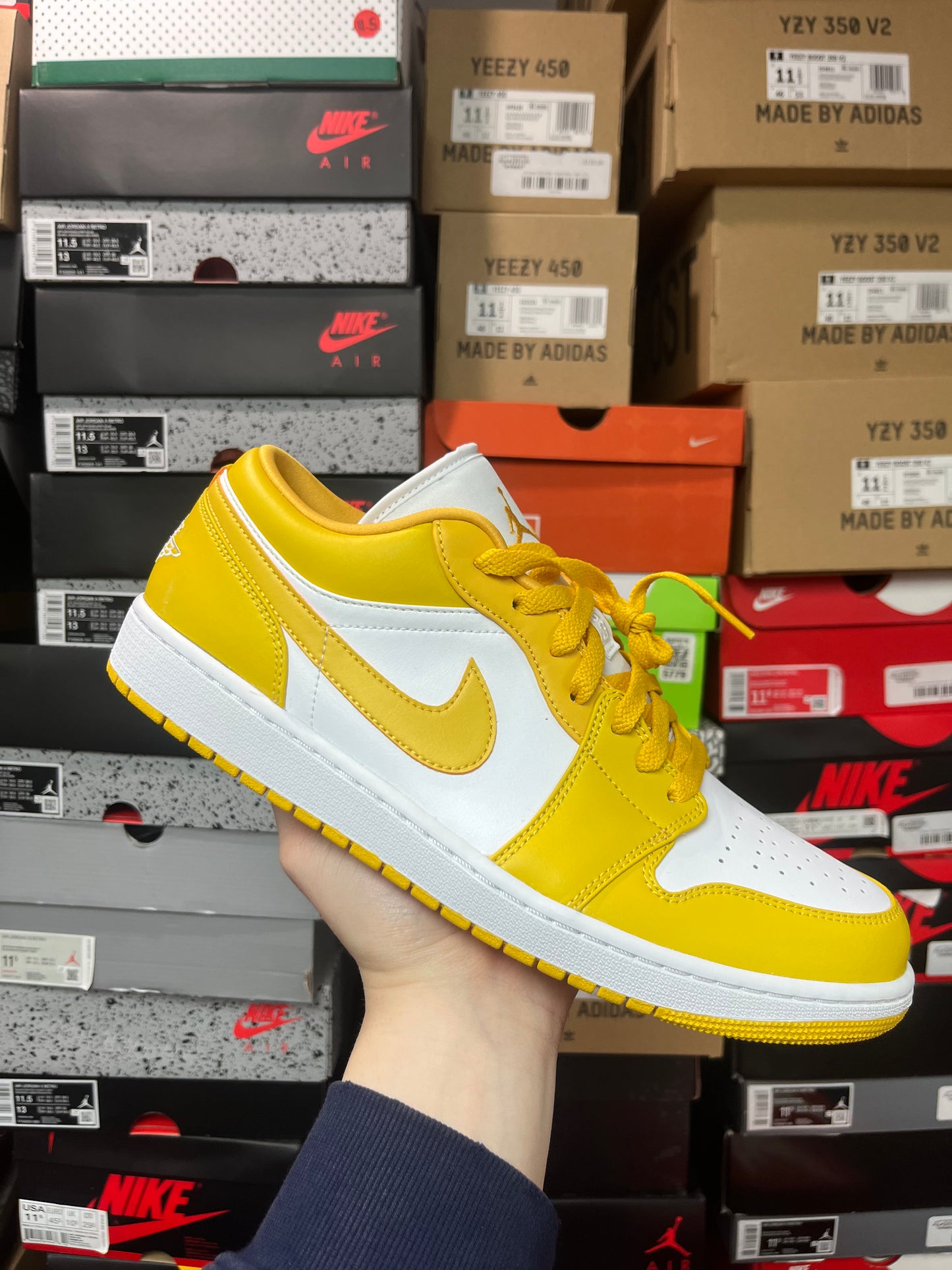 Jordan 1 Low Pollen / Brand New