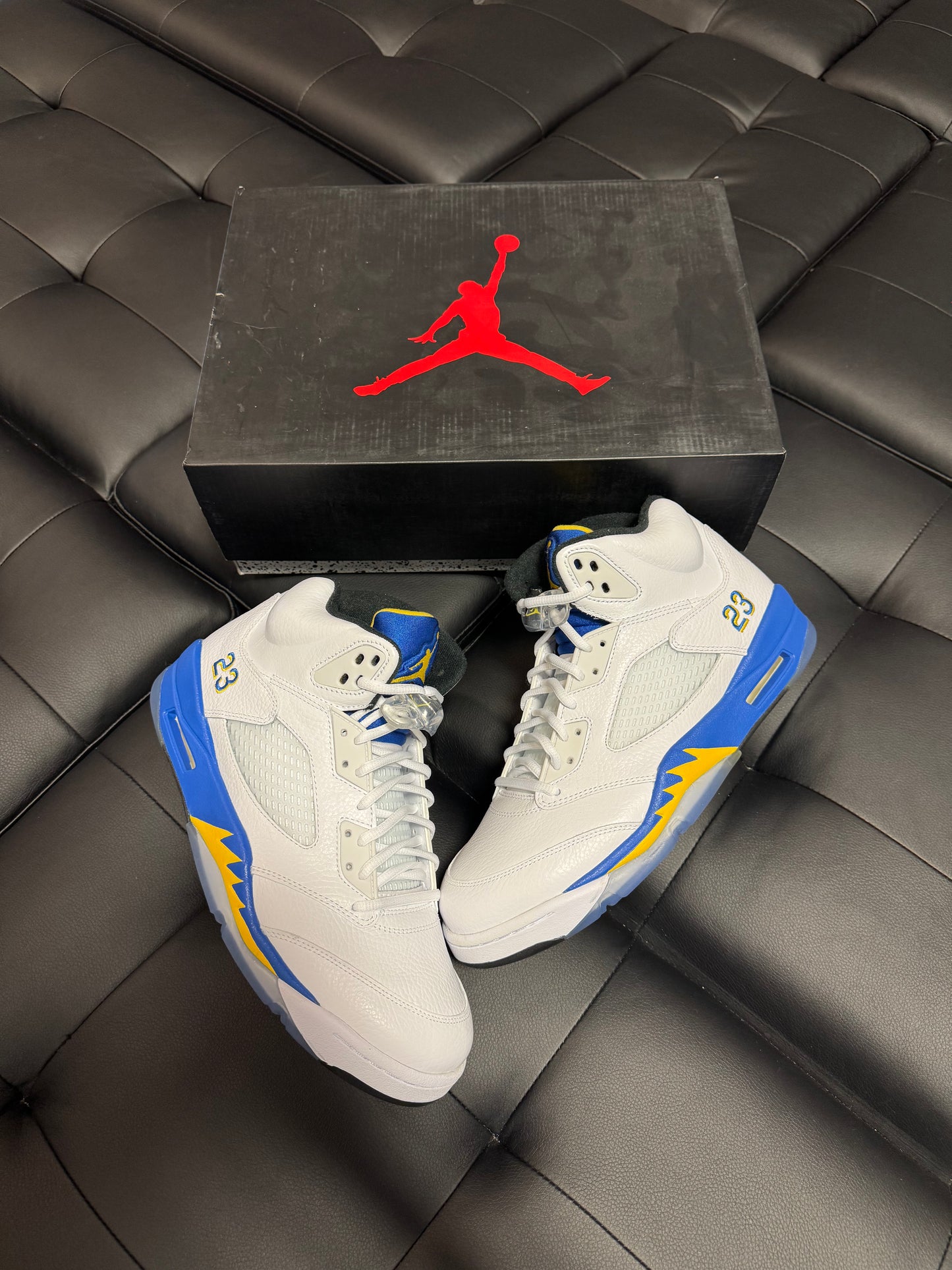 Jordan 5 Laney / Brand New