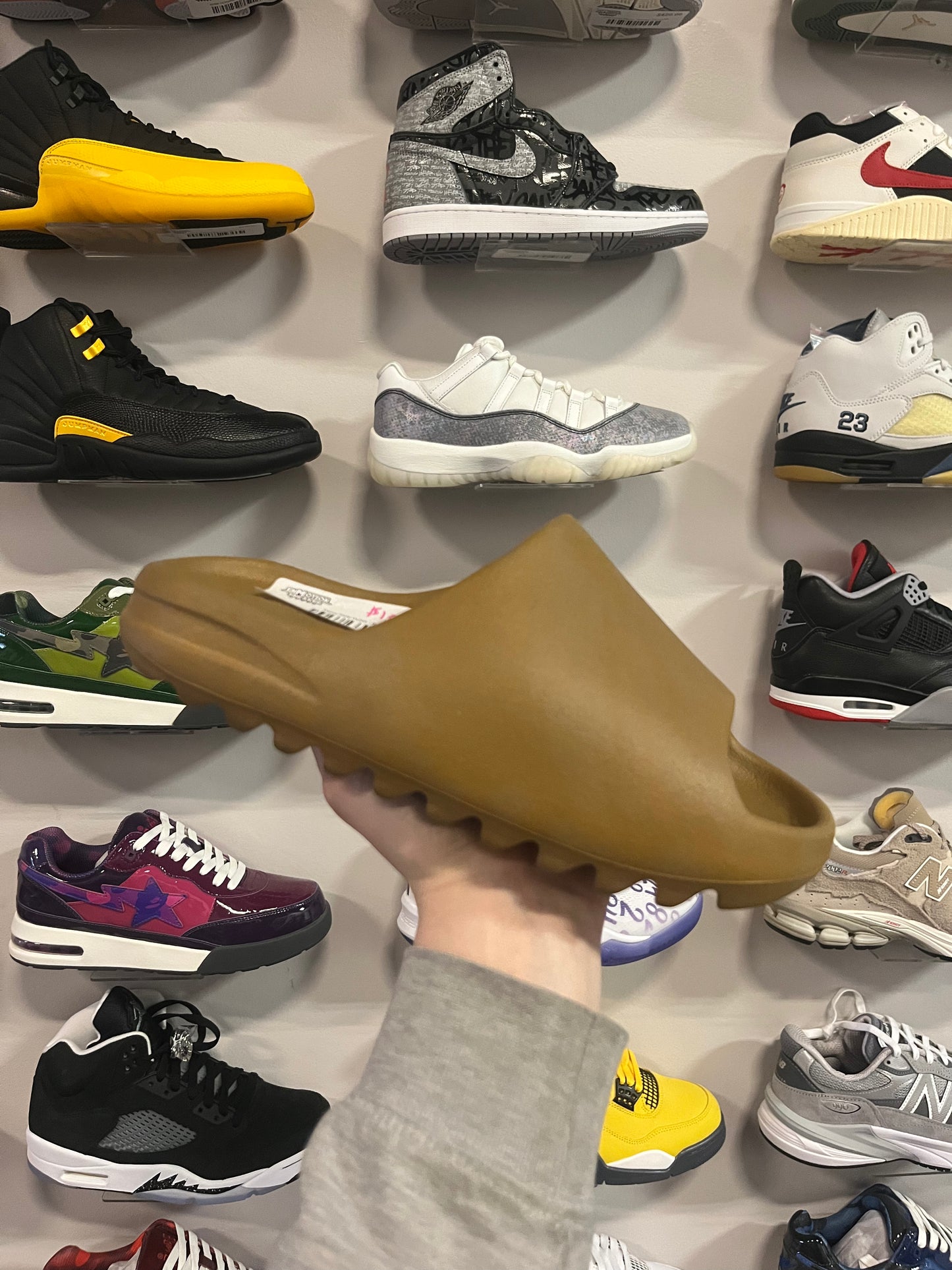 Yeezy Slide Ochre / Brand New