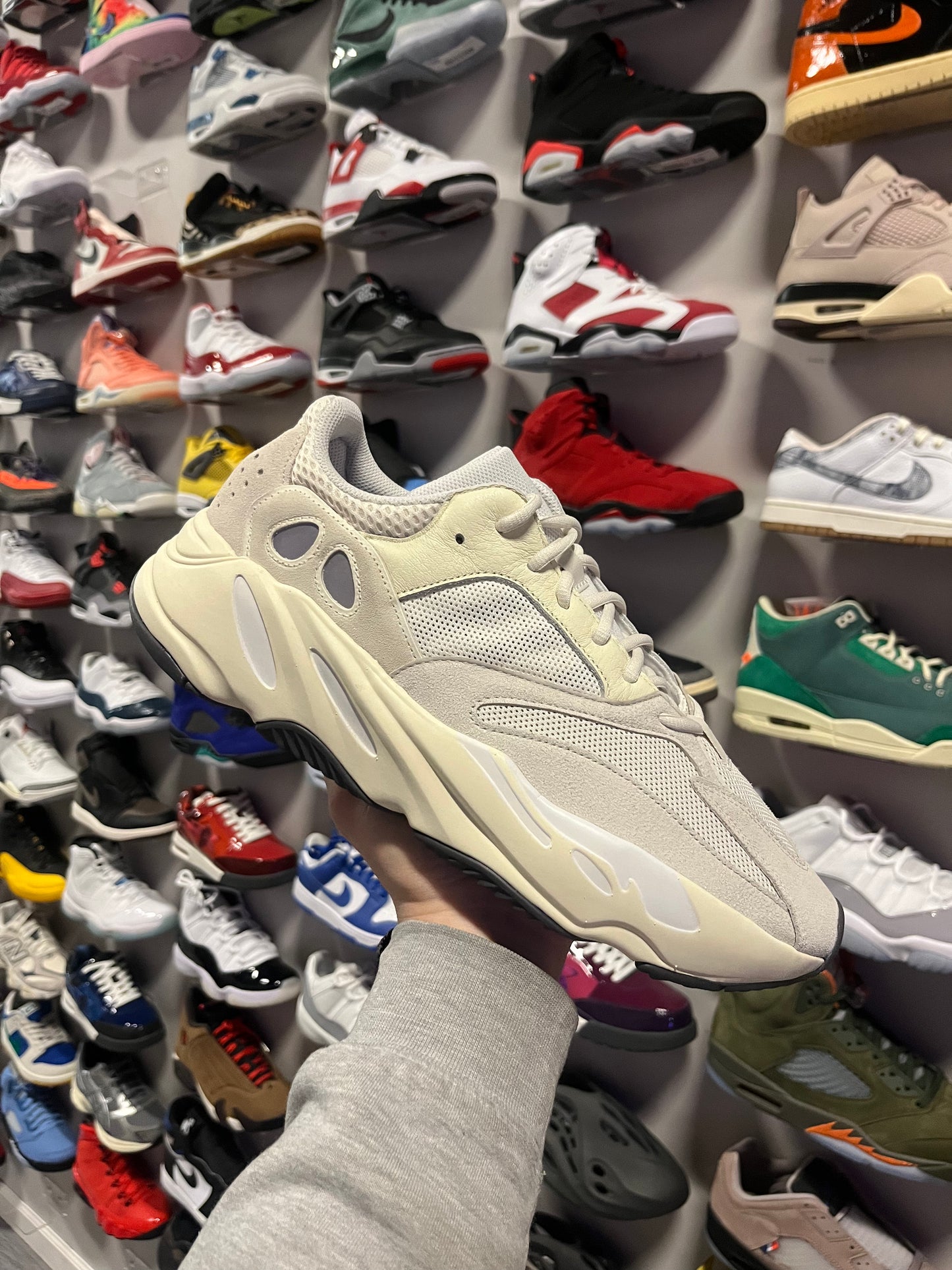 Yeezy 700 Analog / Brand New