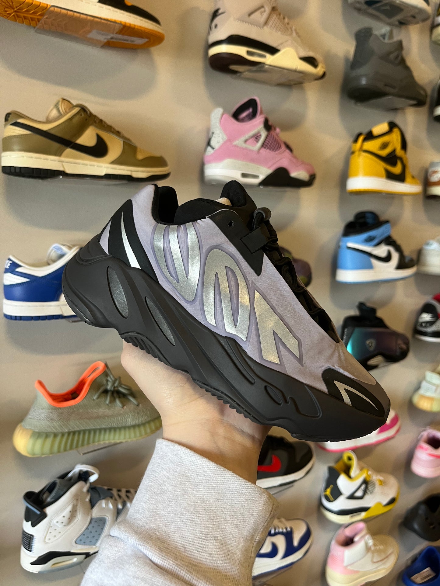 Yeezy 700 MNVN Geode / Brand New