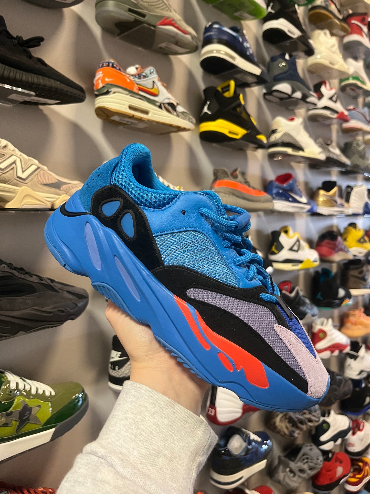 Yeezy 700 Hi Res Blue / Brand New