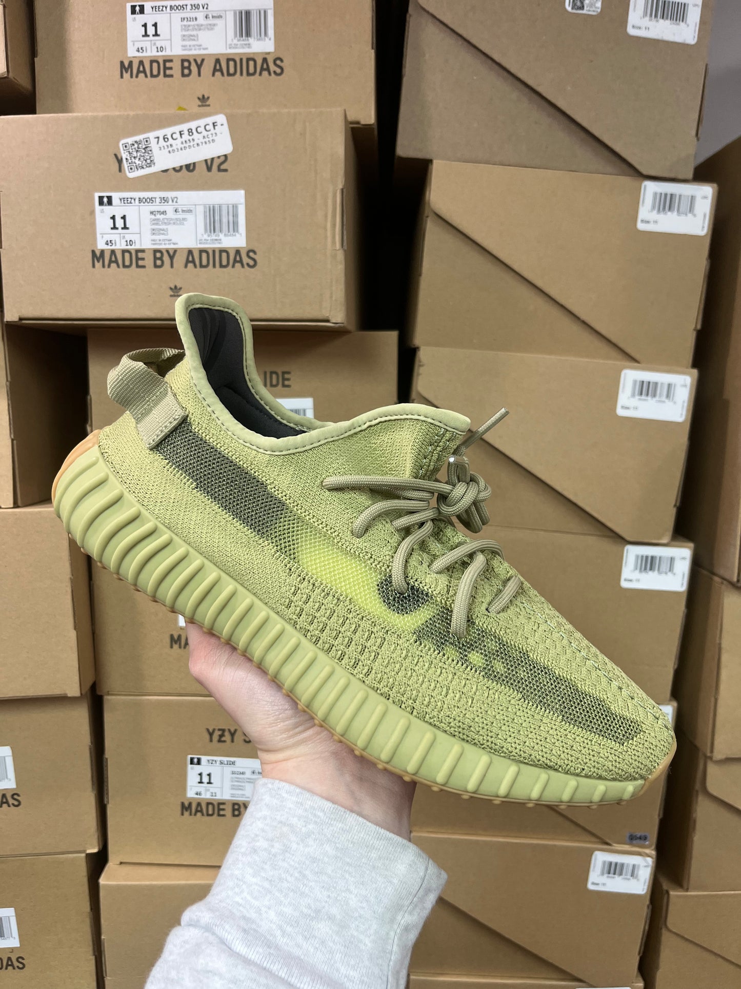 Yeezy 350 Sulfur / Brand New