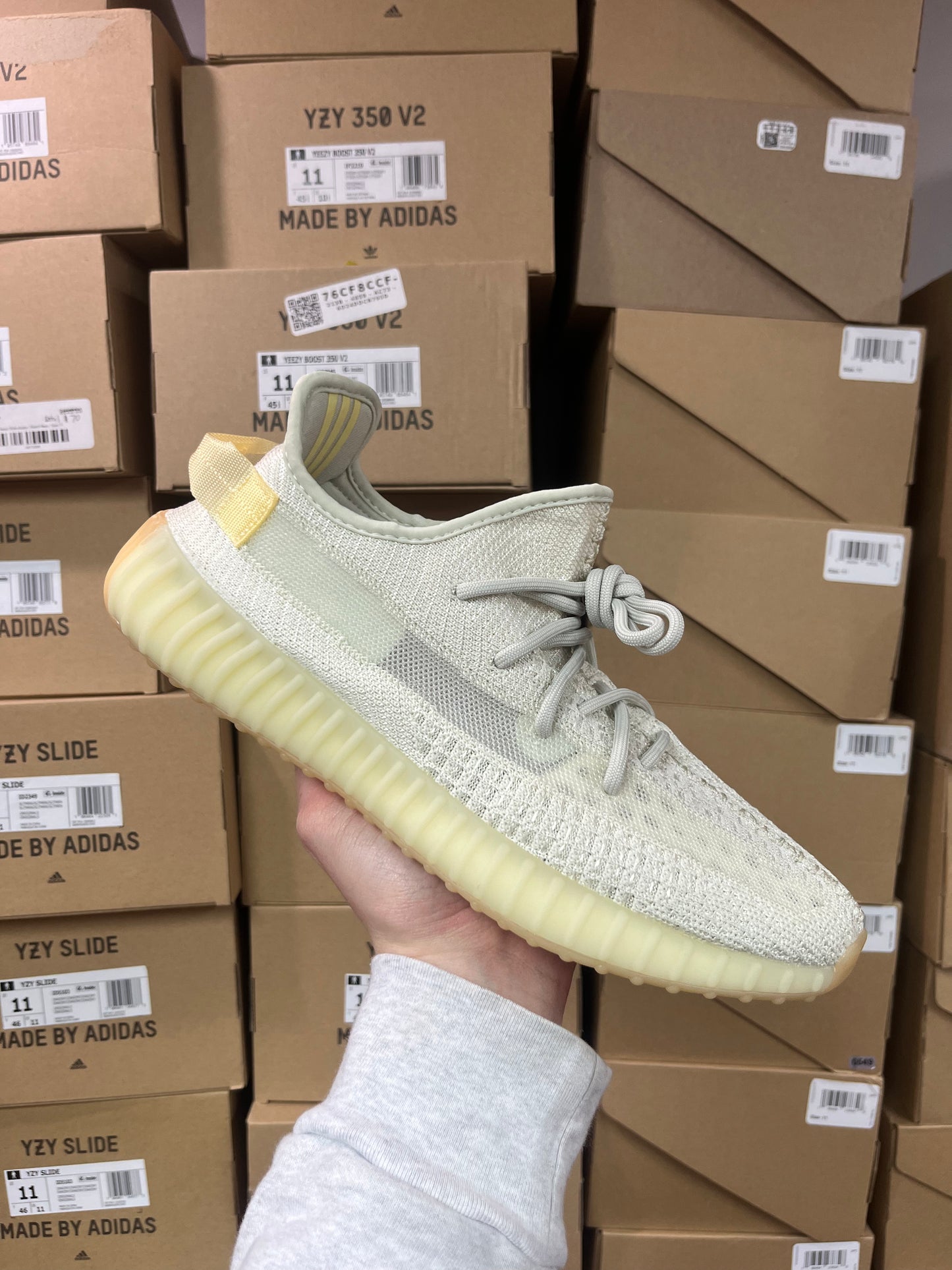 Yeezy 350 Light / Brand New