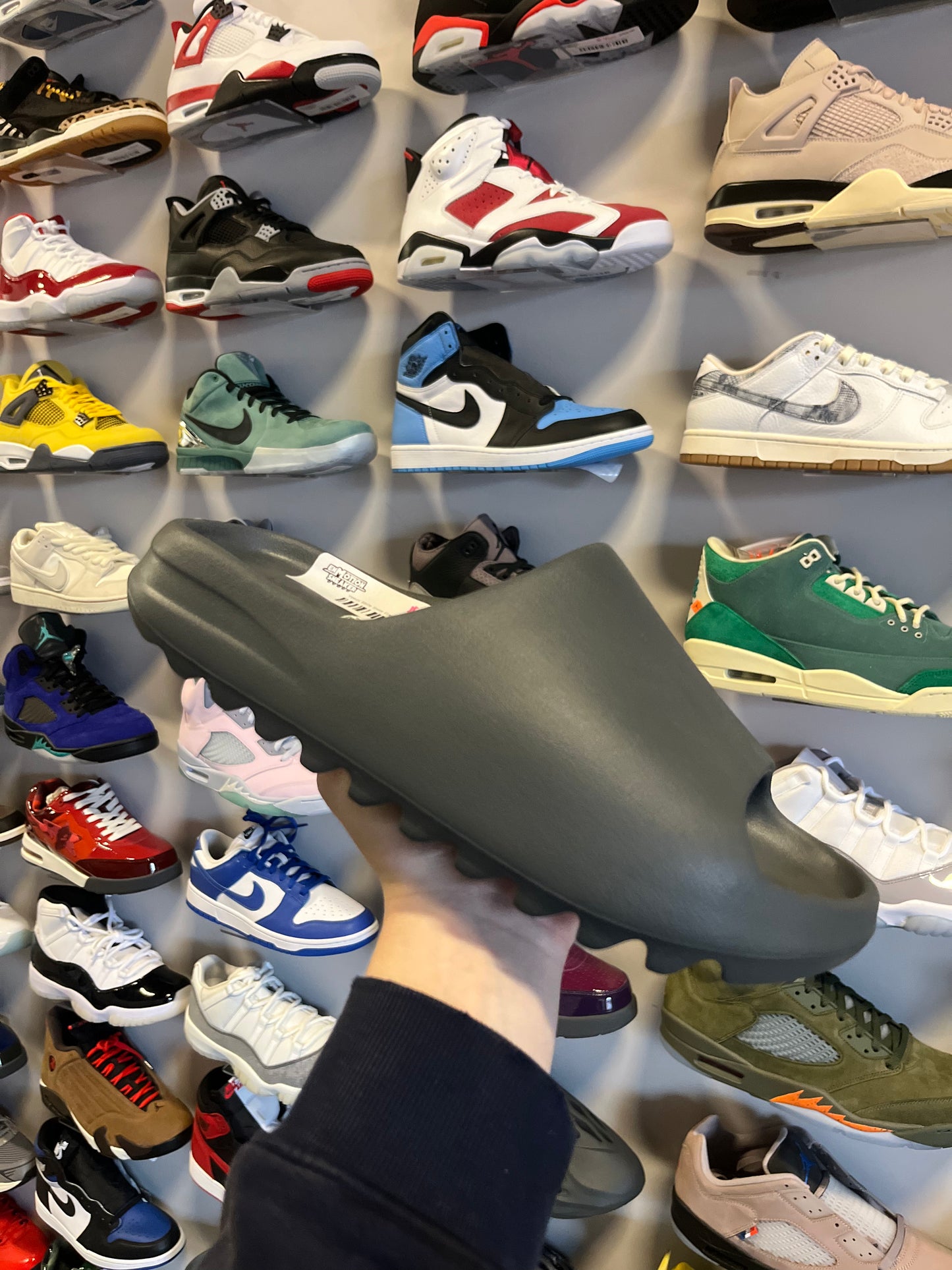 Yeezy Slide Slate Grey / Brand New