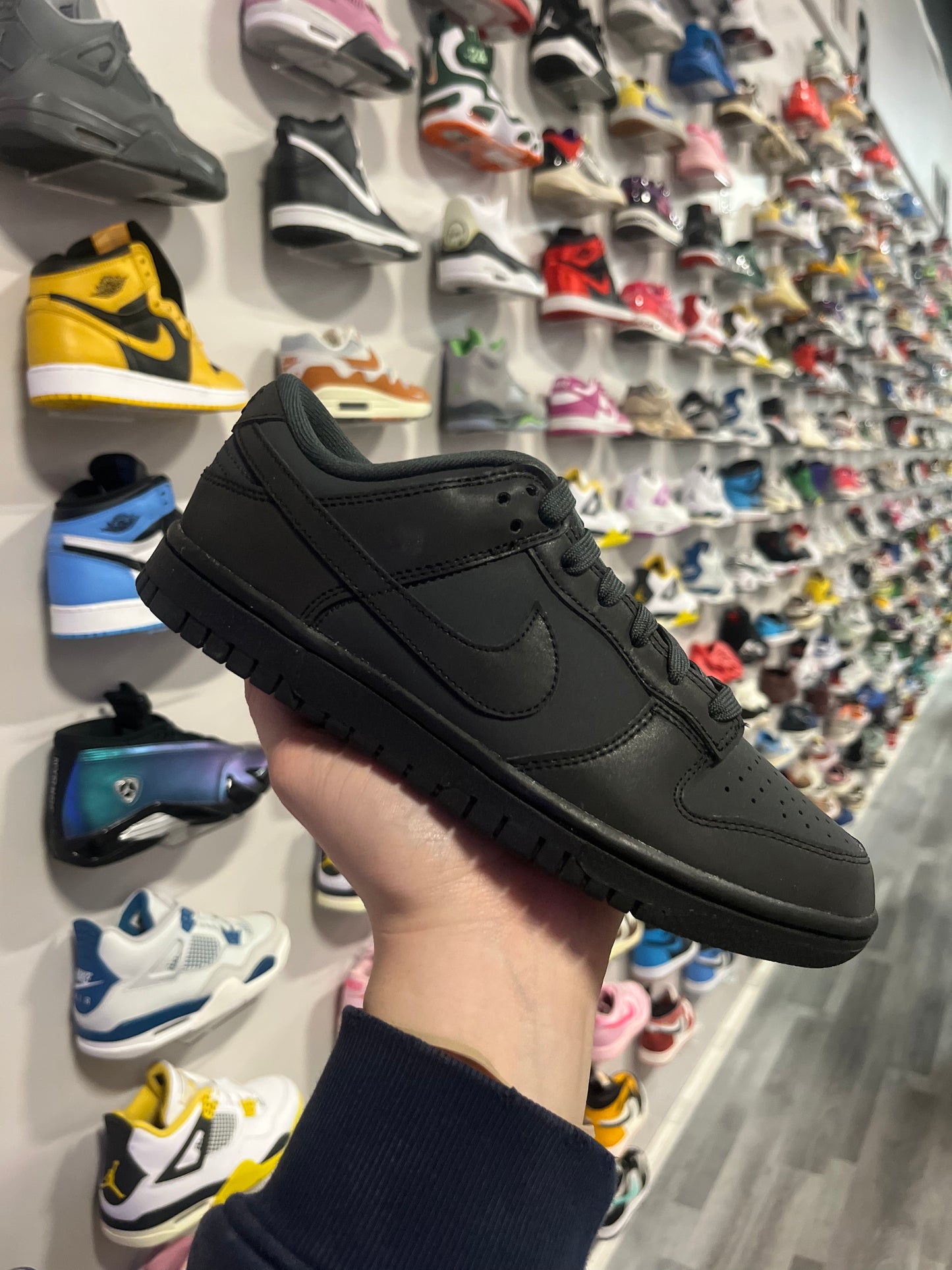 Dunk Low Cyber Black / Brand New