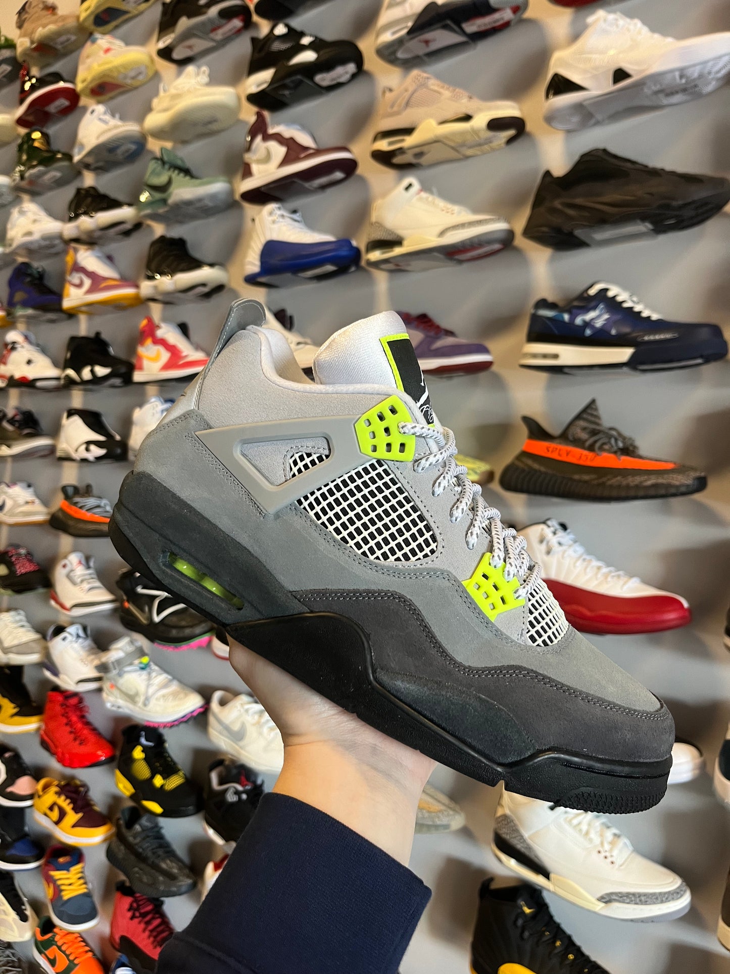 Jordan 4 Neon 95 / Brand New
