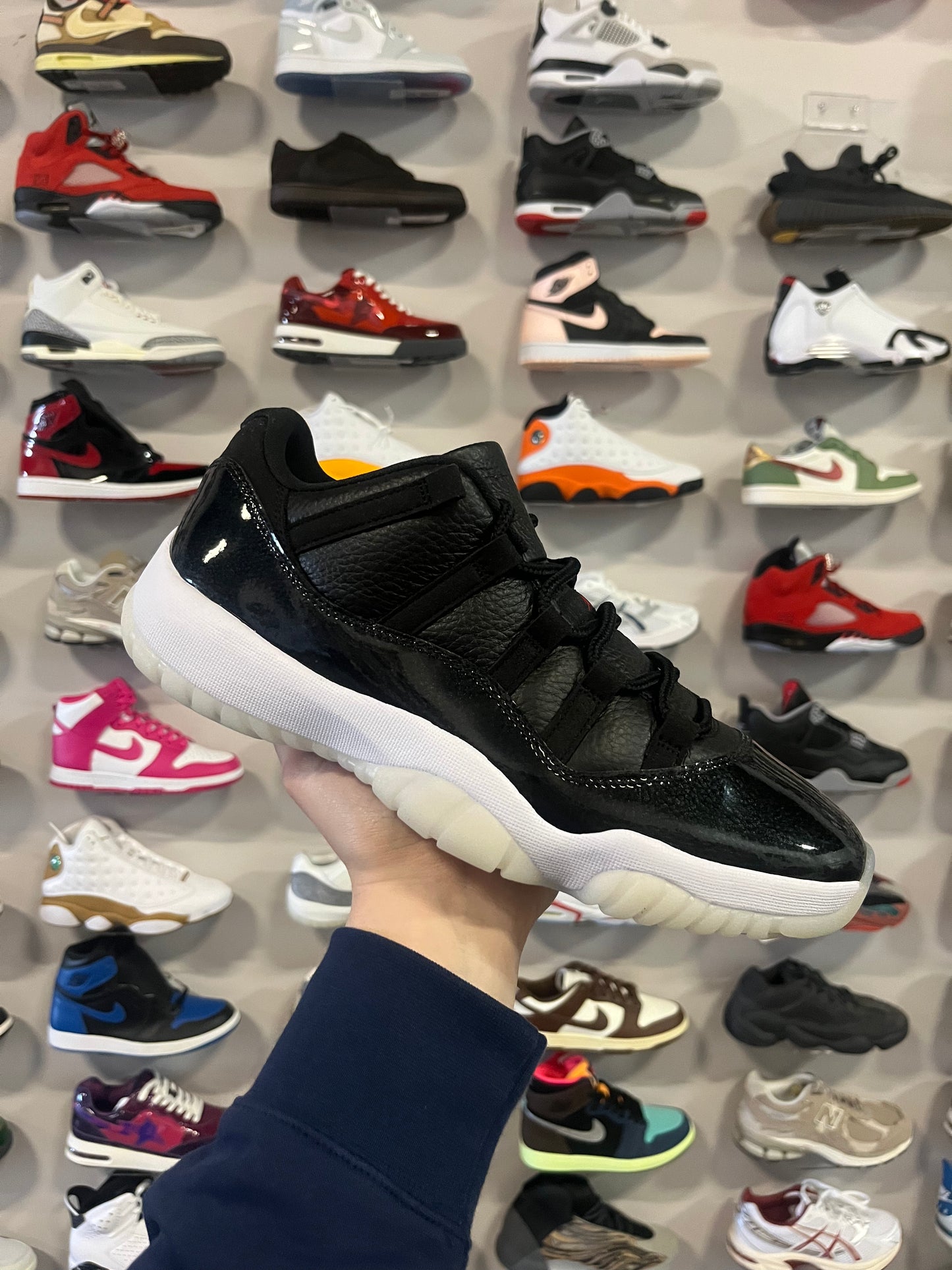 Jordan 11 Low 72-10 / Brand New
