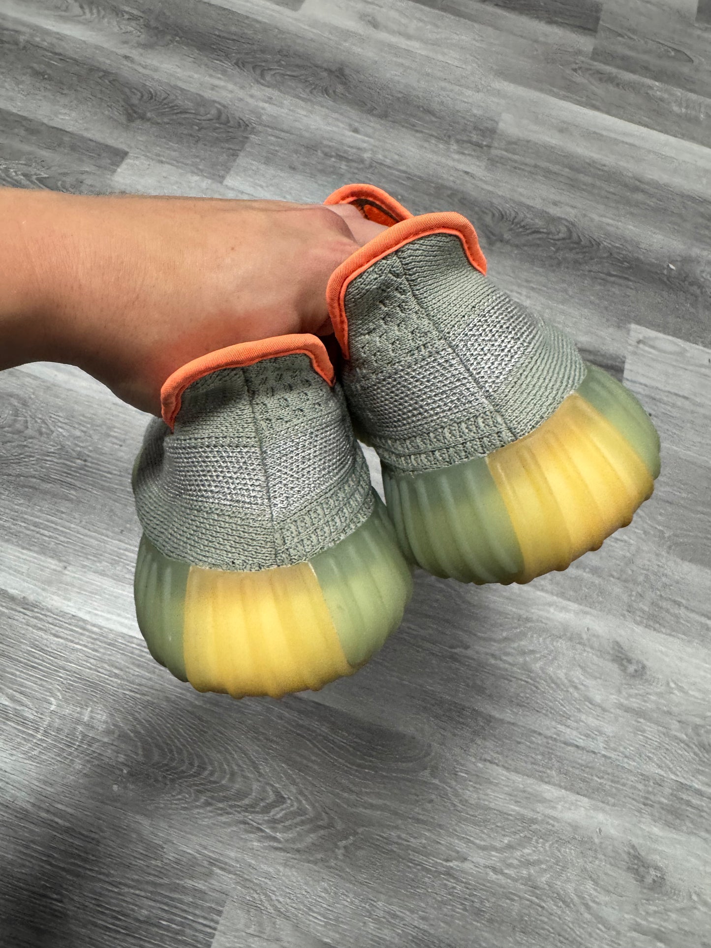 Yeezy 350 Desert Sage / Preowned