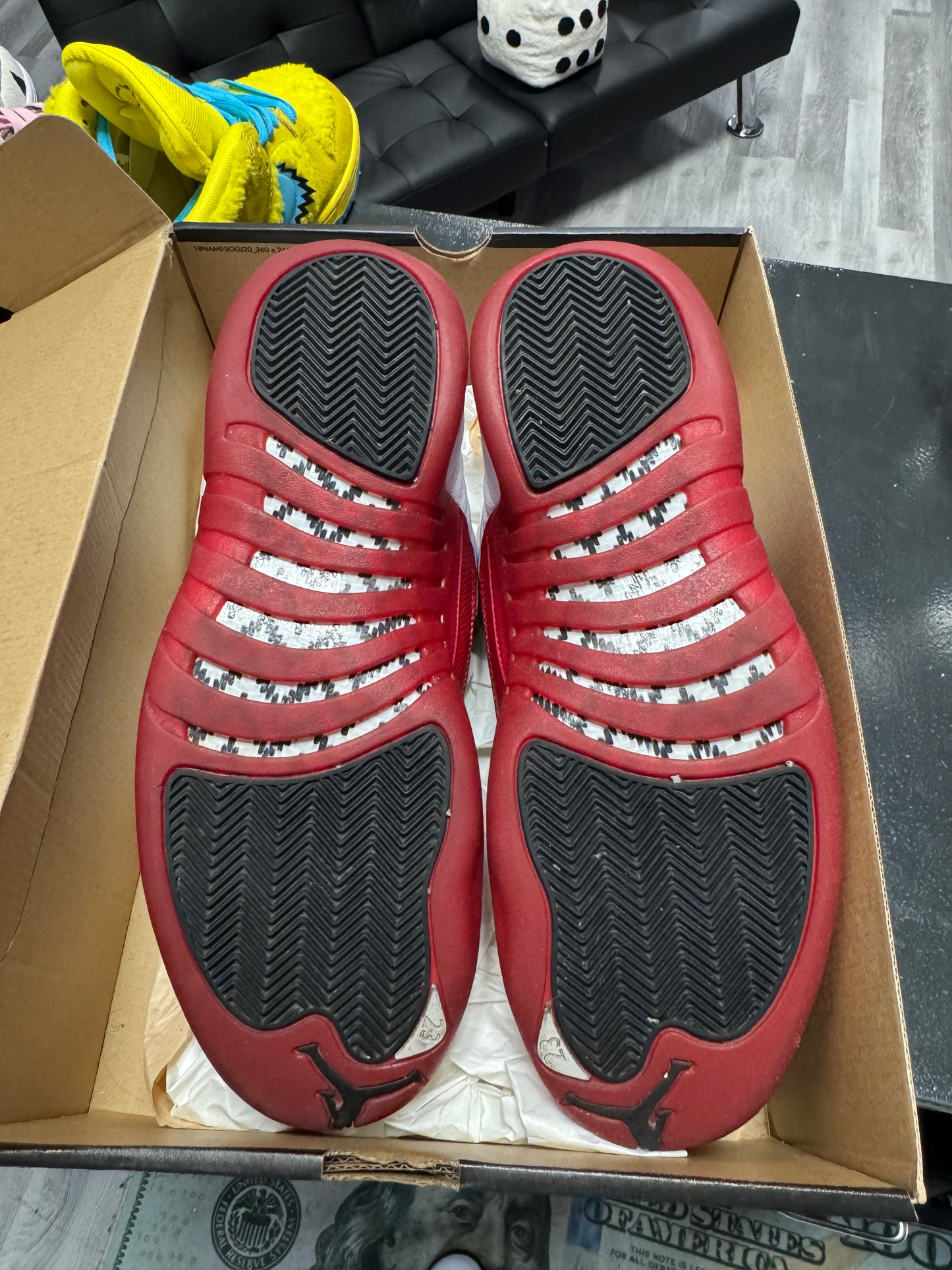 Jordan 12 Cherry / Preowned