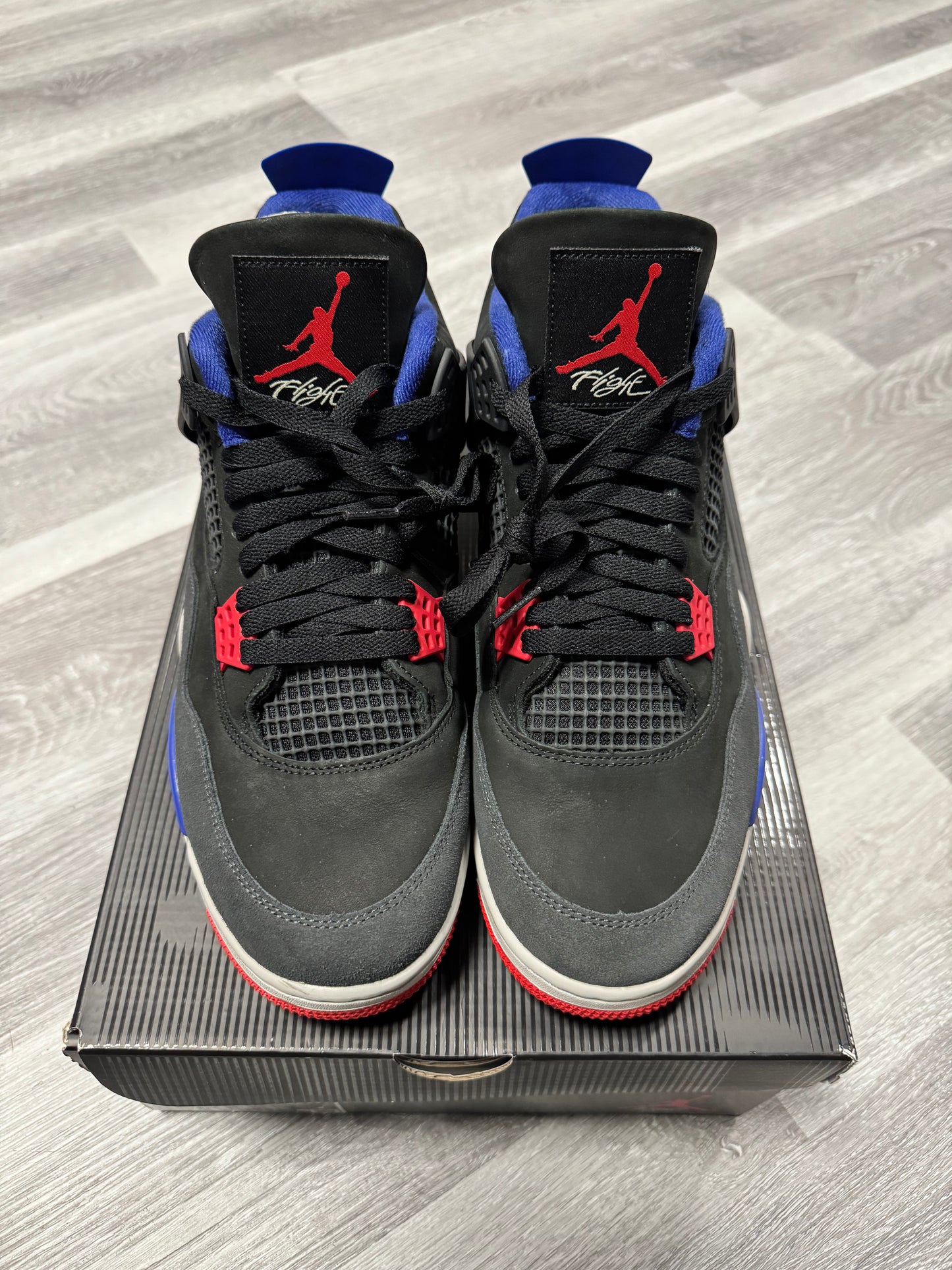 Jordan 4 Rare Air / Preowned