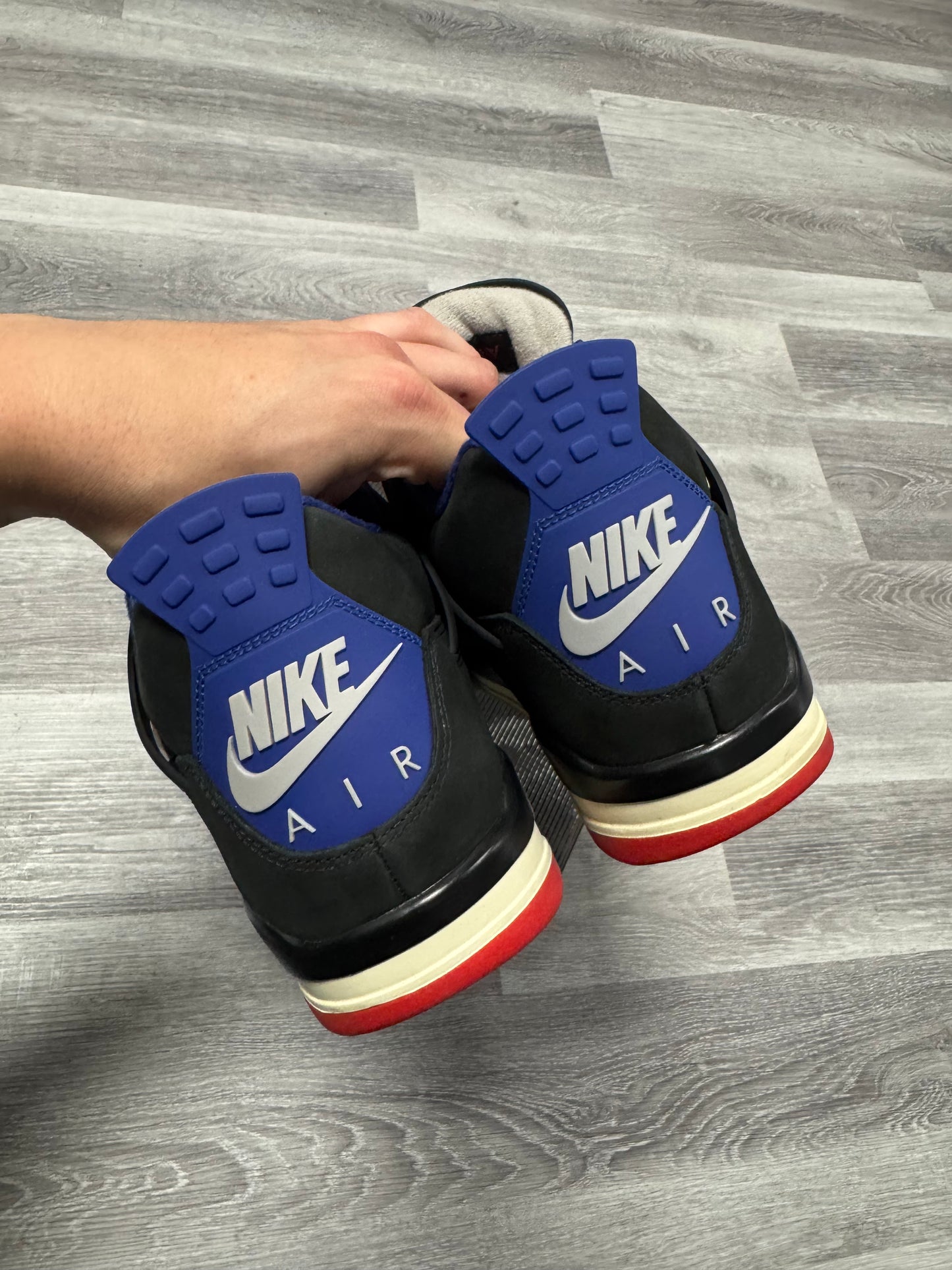 Jordan 4 Rare Air / Preowned