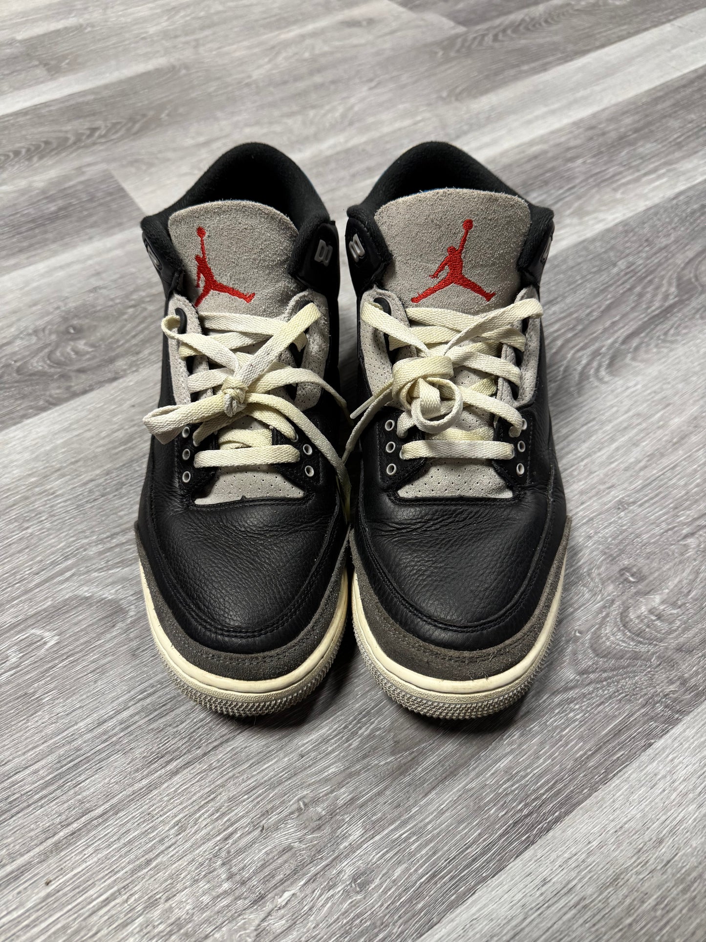 Jordan 3 Rare Air / Preowned