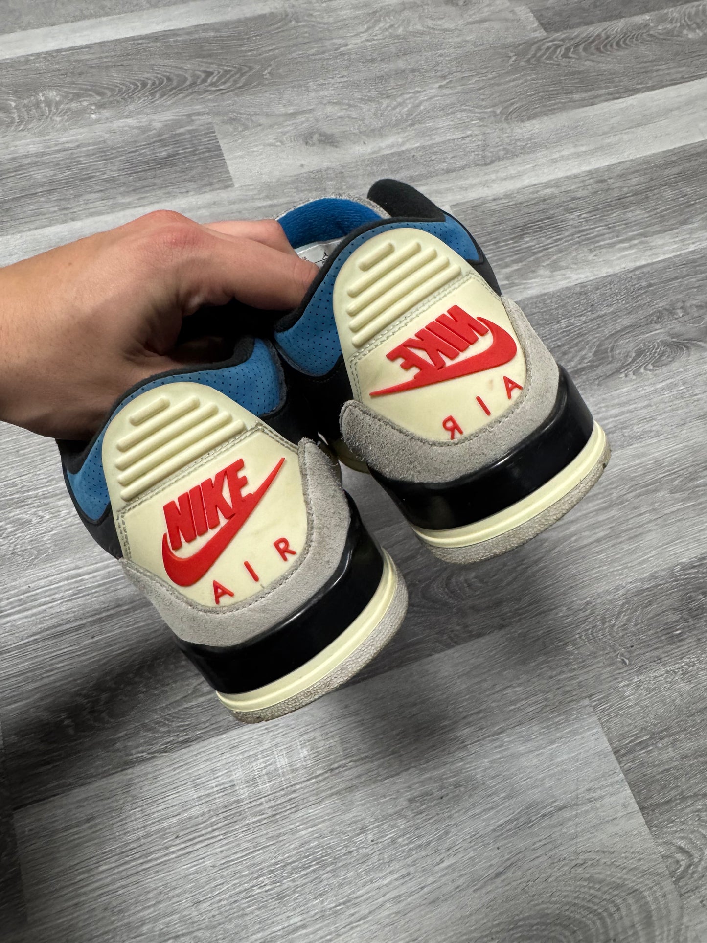 Jordan 3 Rare Air / Preowned
