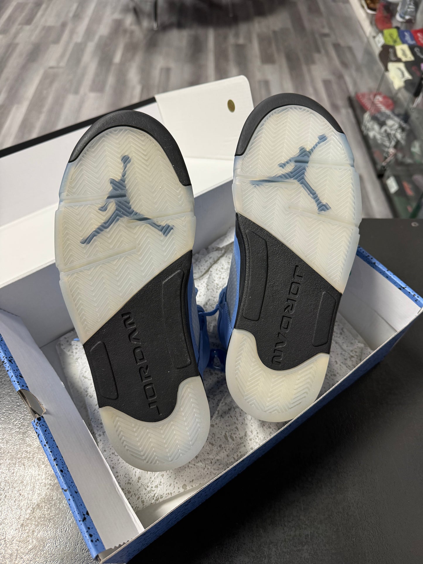 Jordan 5 UNC / Preowned
