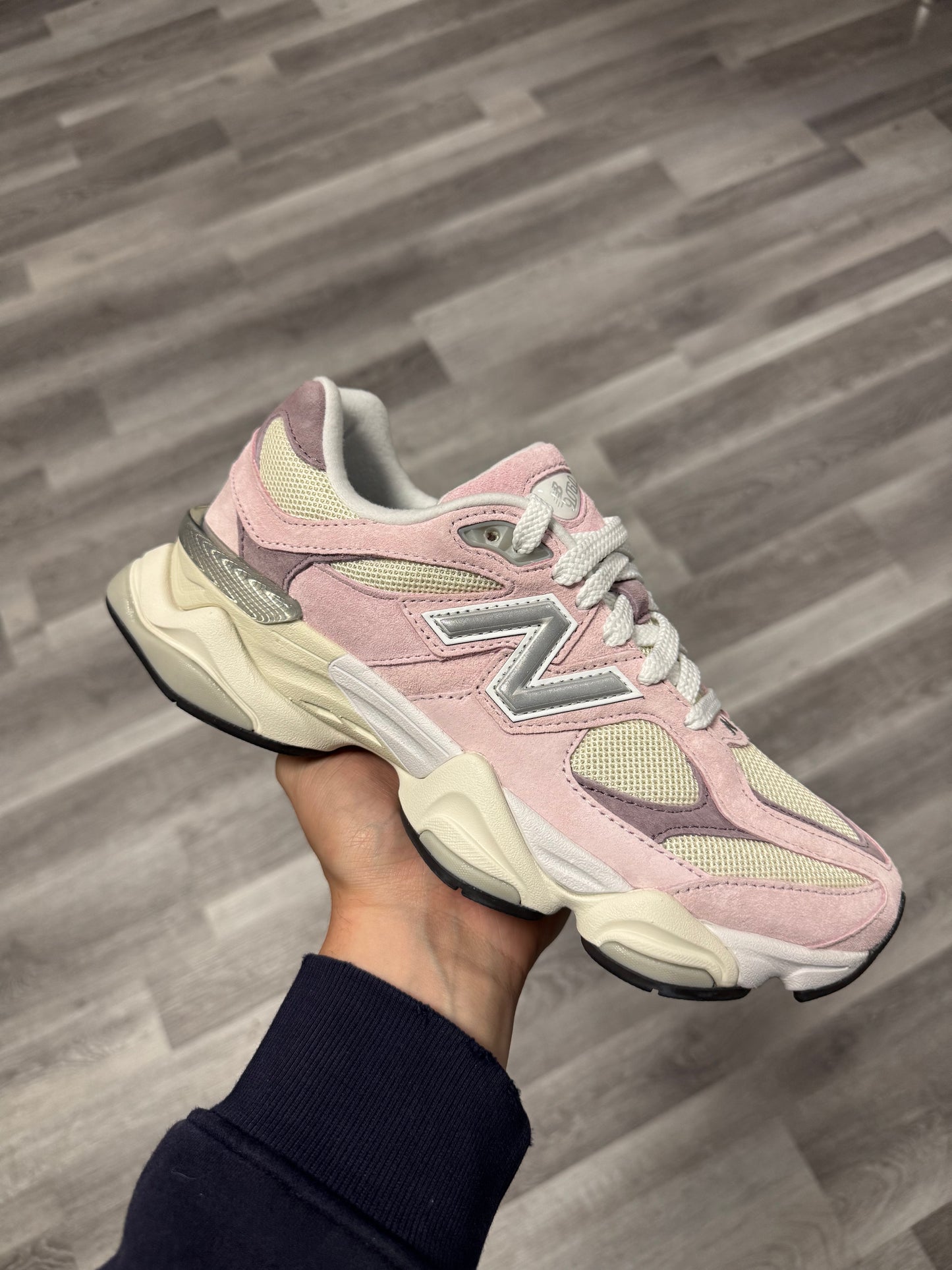 New Balance 9060 Rose Sugar / Brand New