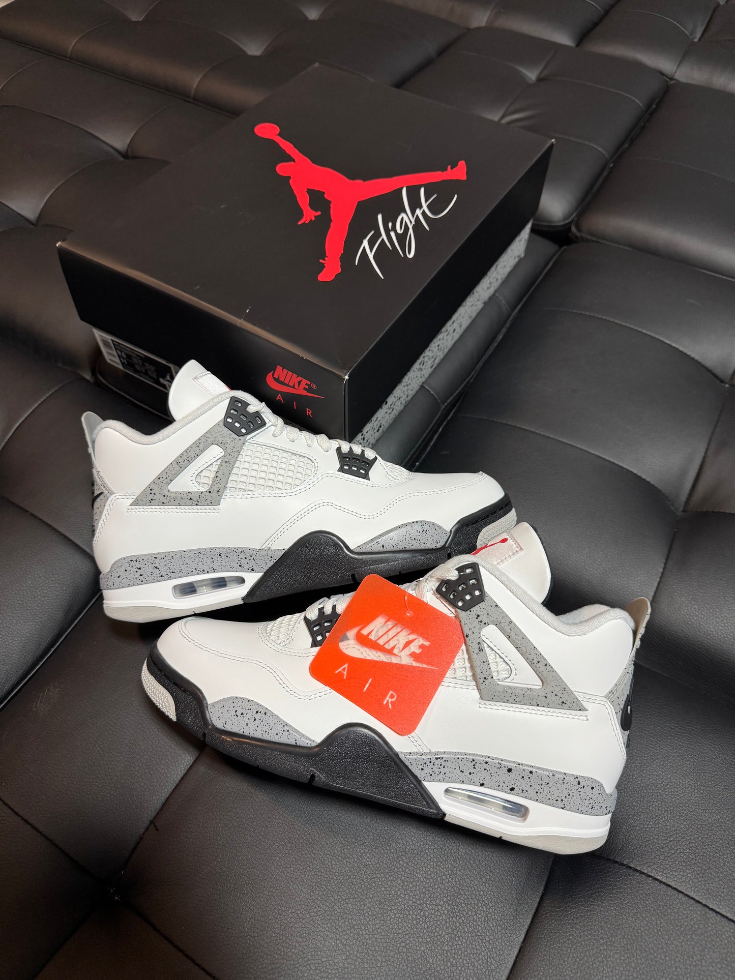 Jordan 4 White Cement OG (2025) / Brand New