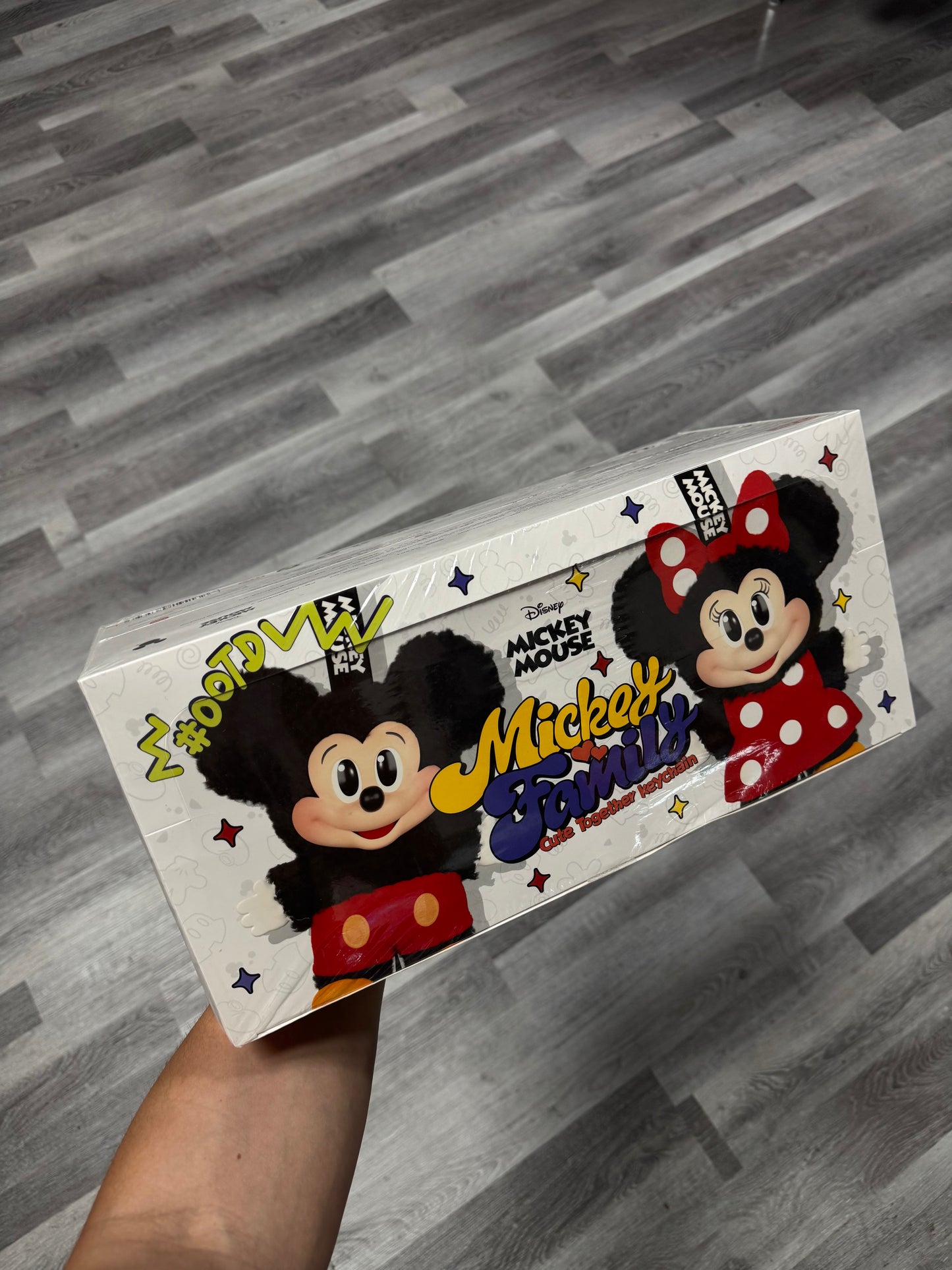 Mickey & Family Cute Together Keychain (Single)