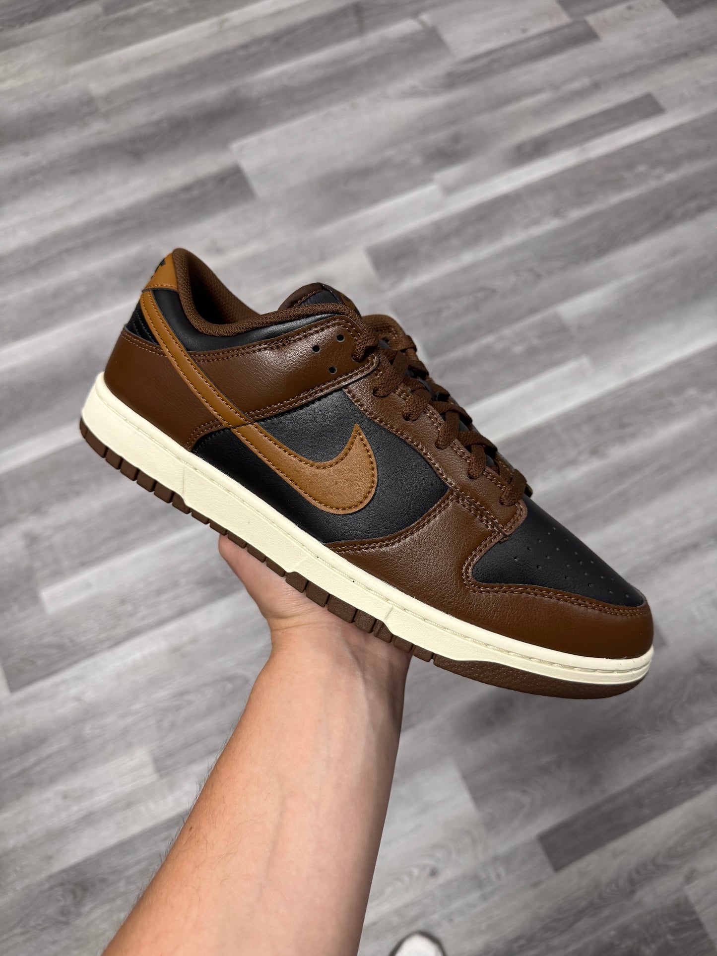 Dunk Low Brown Black / Brand New
