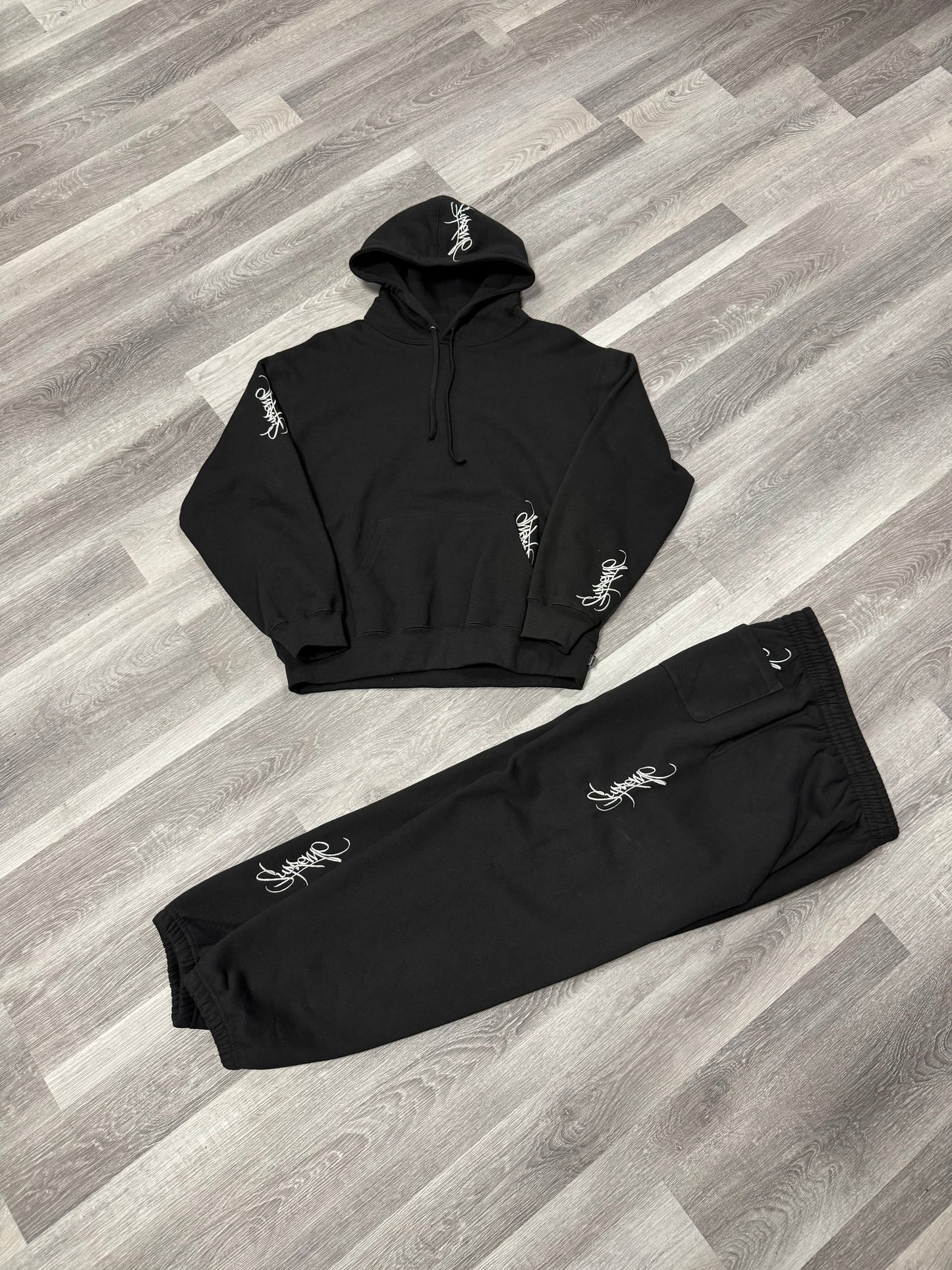 Supreme Graffiti Tag Sweatsuit