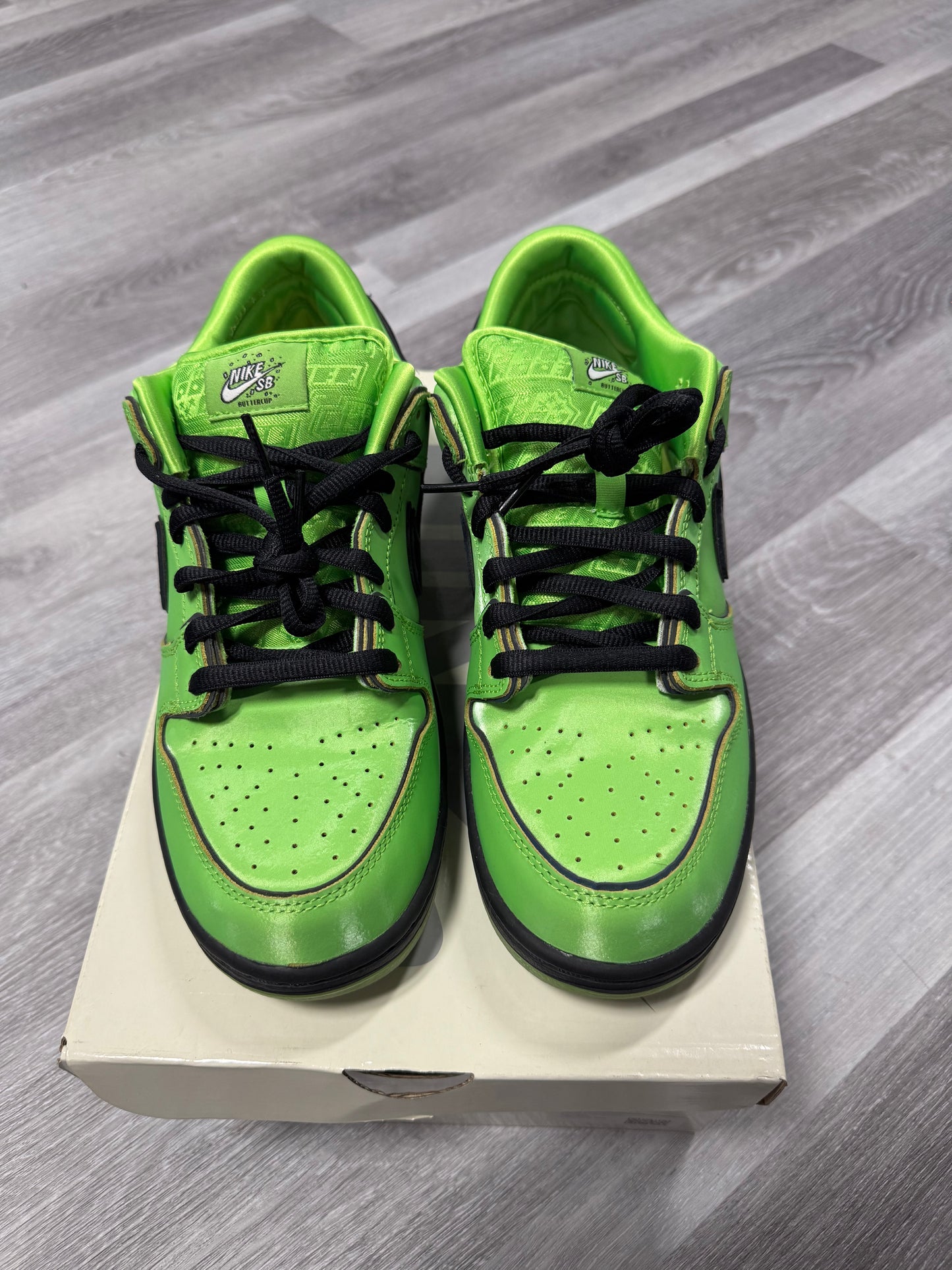 Dunk Low SB Powerpuff Buttercup / Preowned