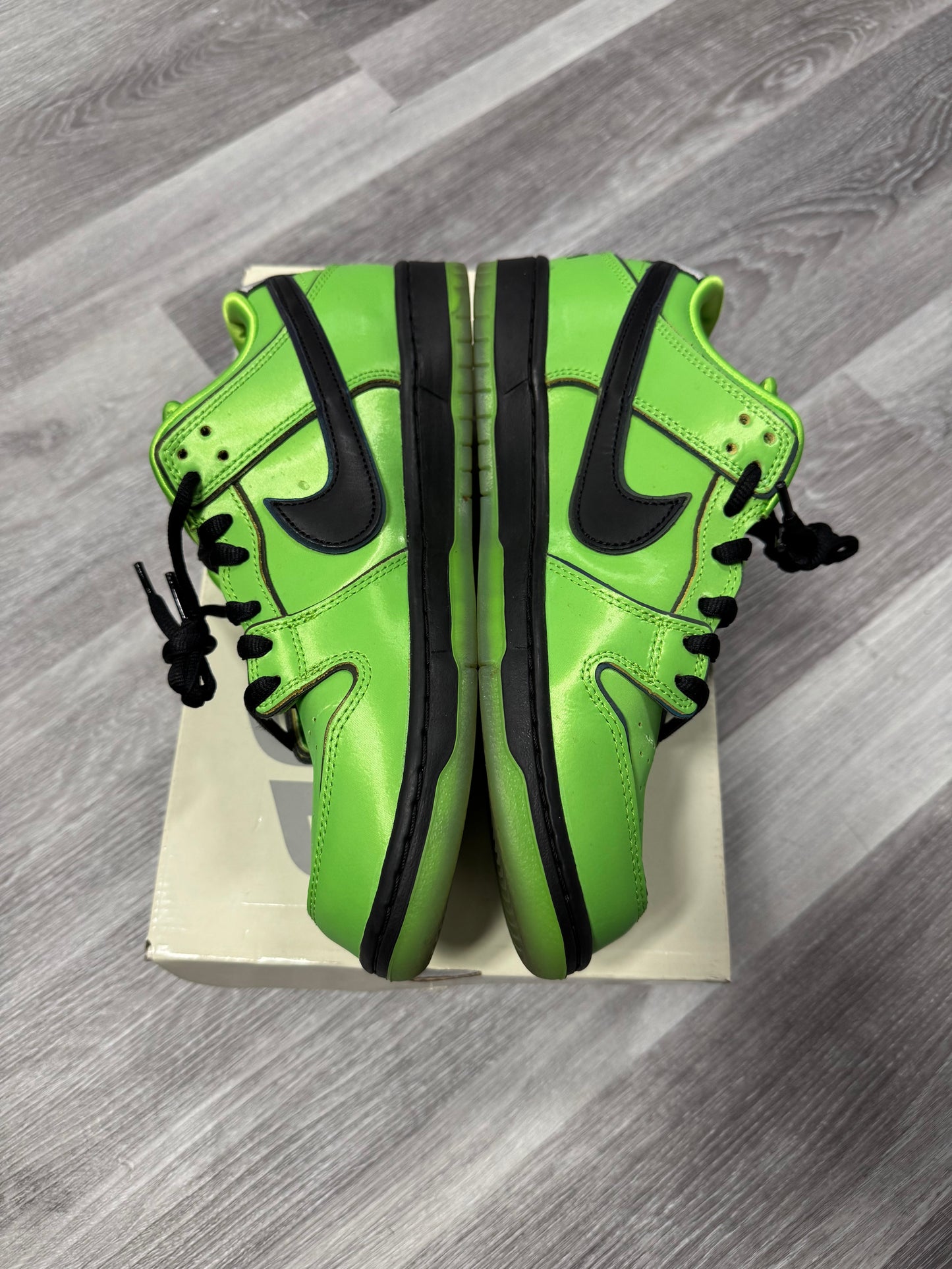 Dunk Low SB Powerpuff Buttercup / Preowned